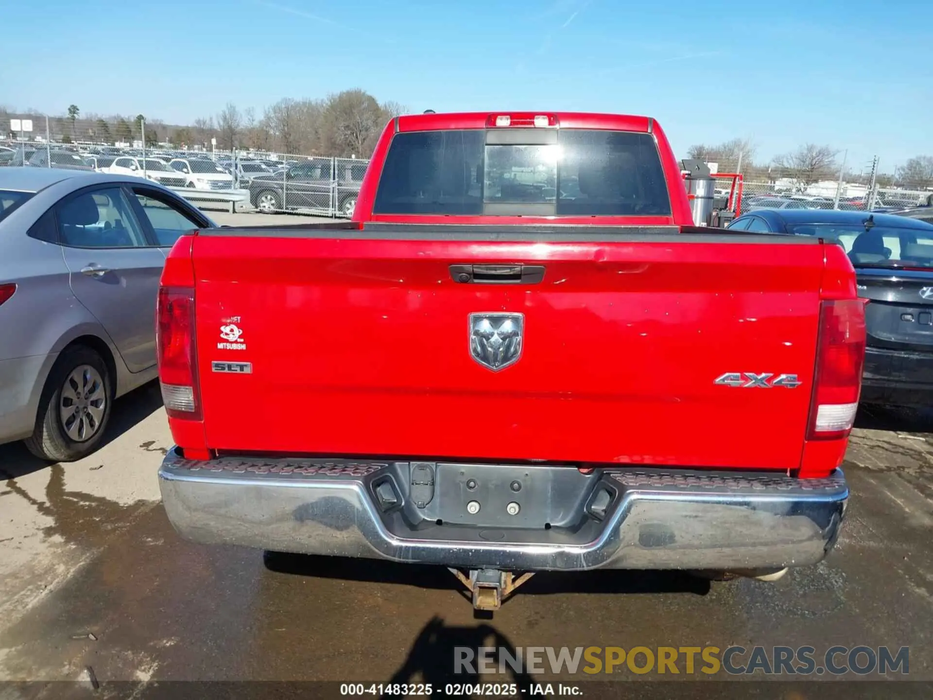 16 Photograph of a damaged car 1C6RR7TT5KS516896 RAM 1500 CLASSIC 2019