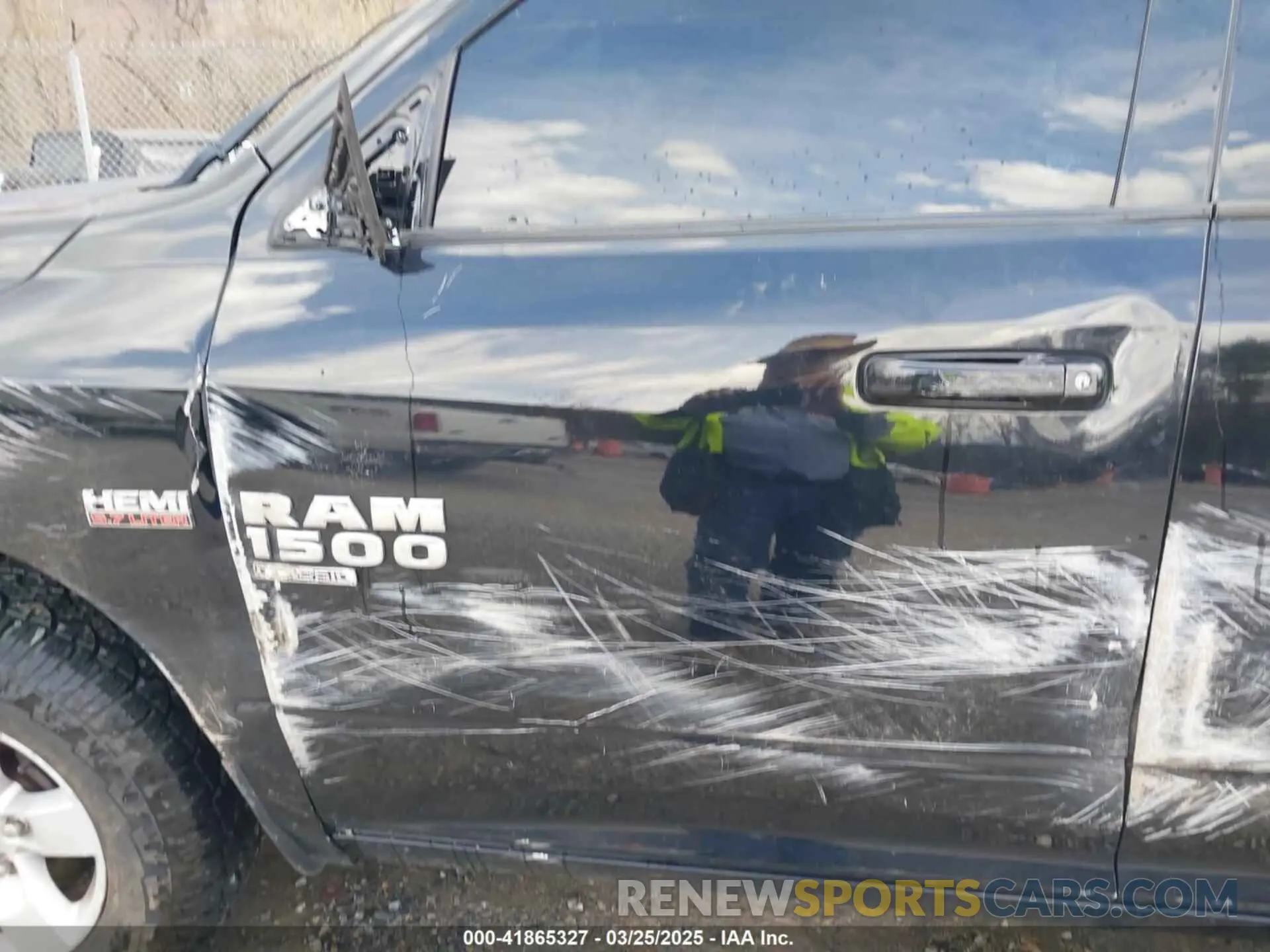 19 Photograph of a damaged car 1C6RR7TT5KS714118 RAM 1500 CLASSIC 2019