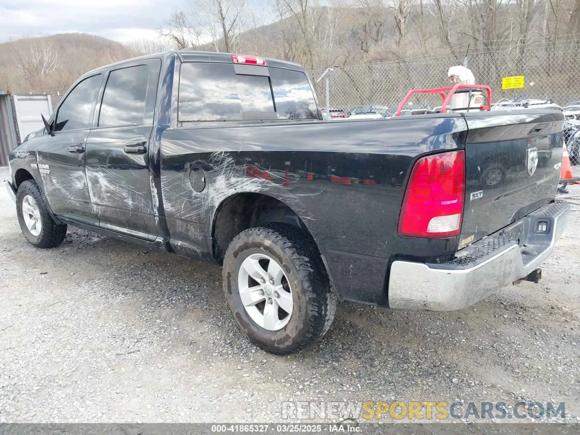 3 Photograph of a damaged car 1C6RR7TT5KS714118 RAM 1500 CLASSIC 2019