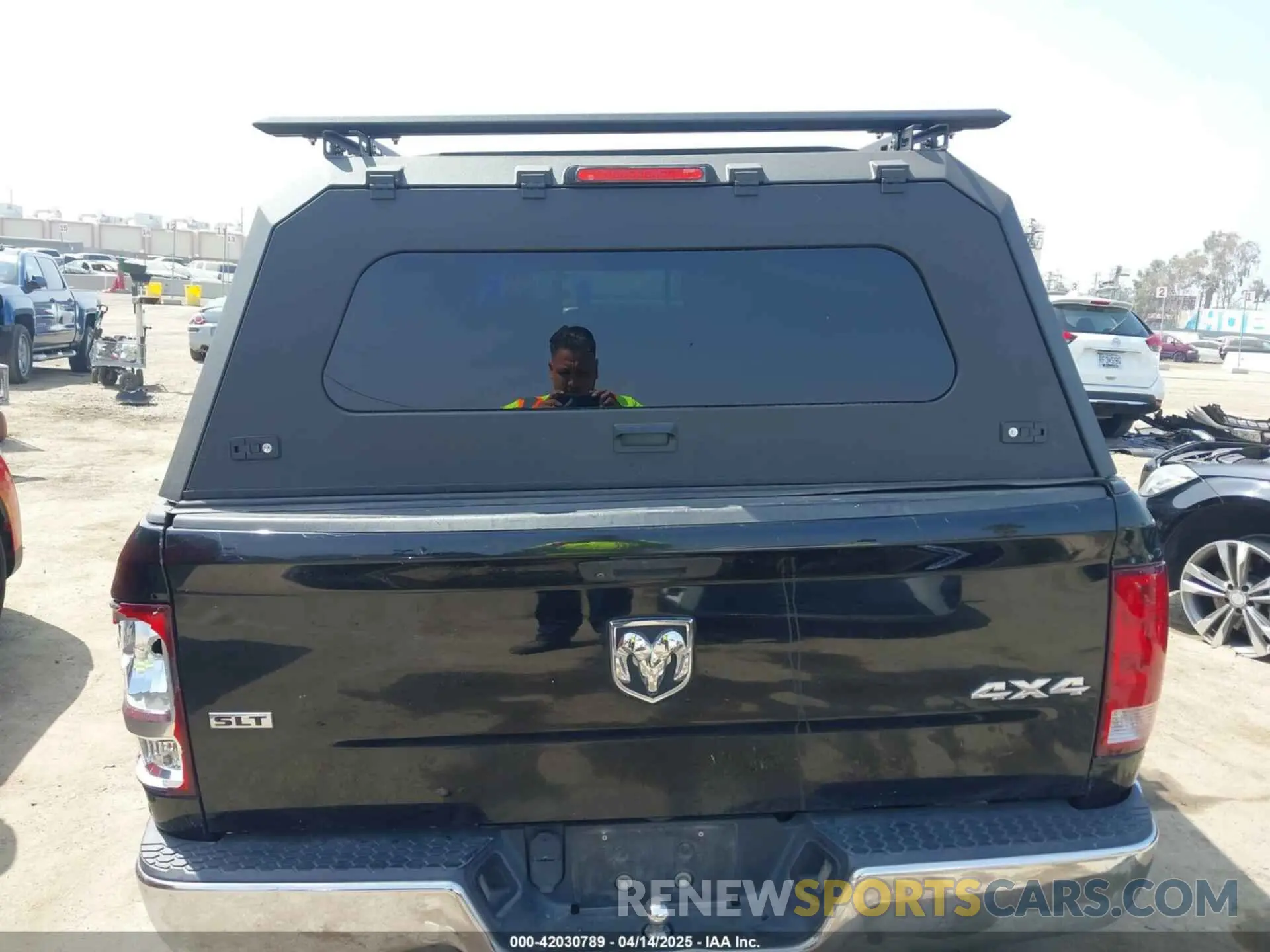 17 Photograph of a damaged car 1C6RR7TT7KS646226 RAM 1500 CLASSIC 2019