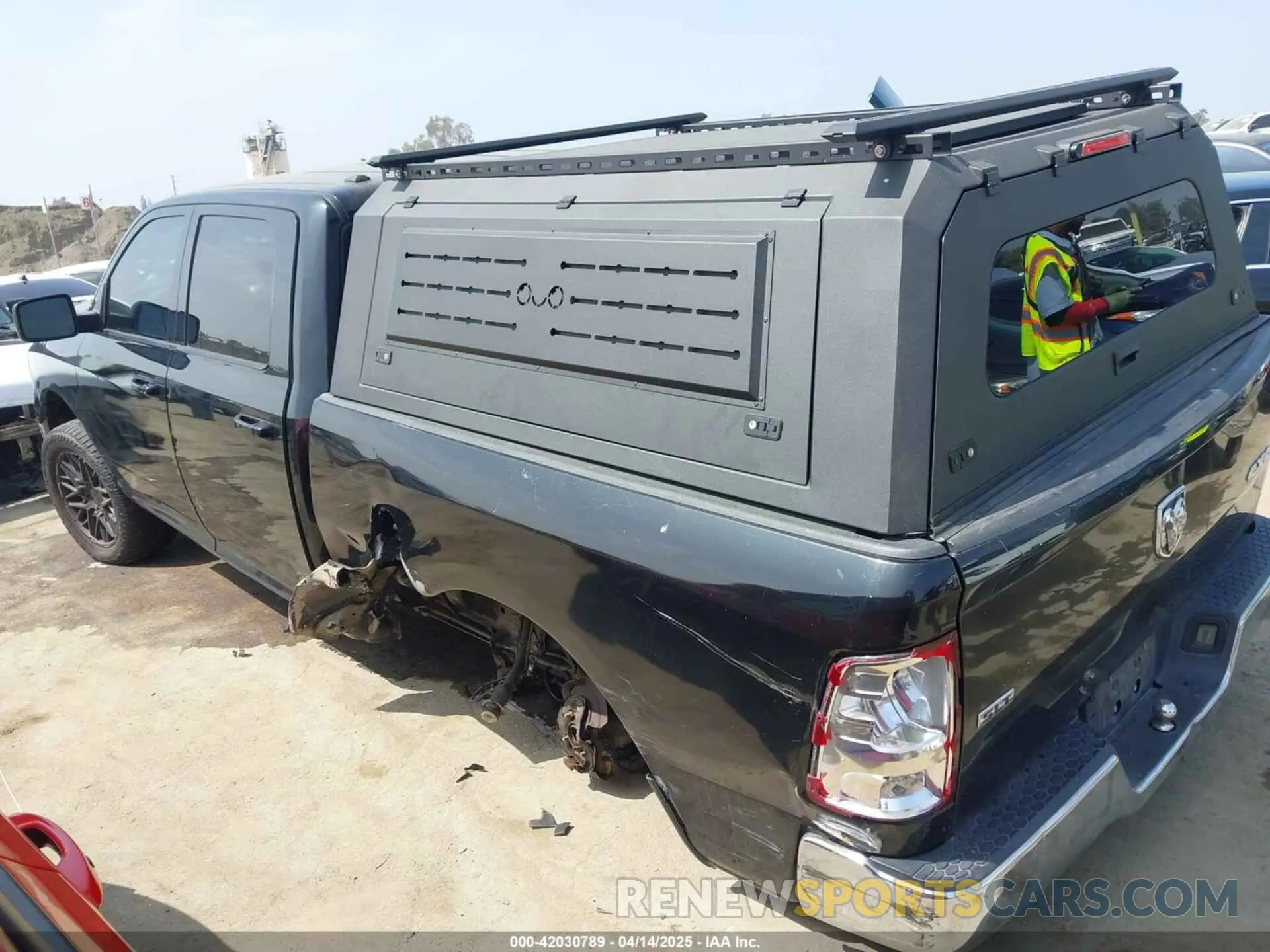3 Photograph of a damaged car 1C6RR7TT7KS646226 RAM 1500 CLASSIC 2019
