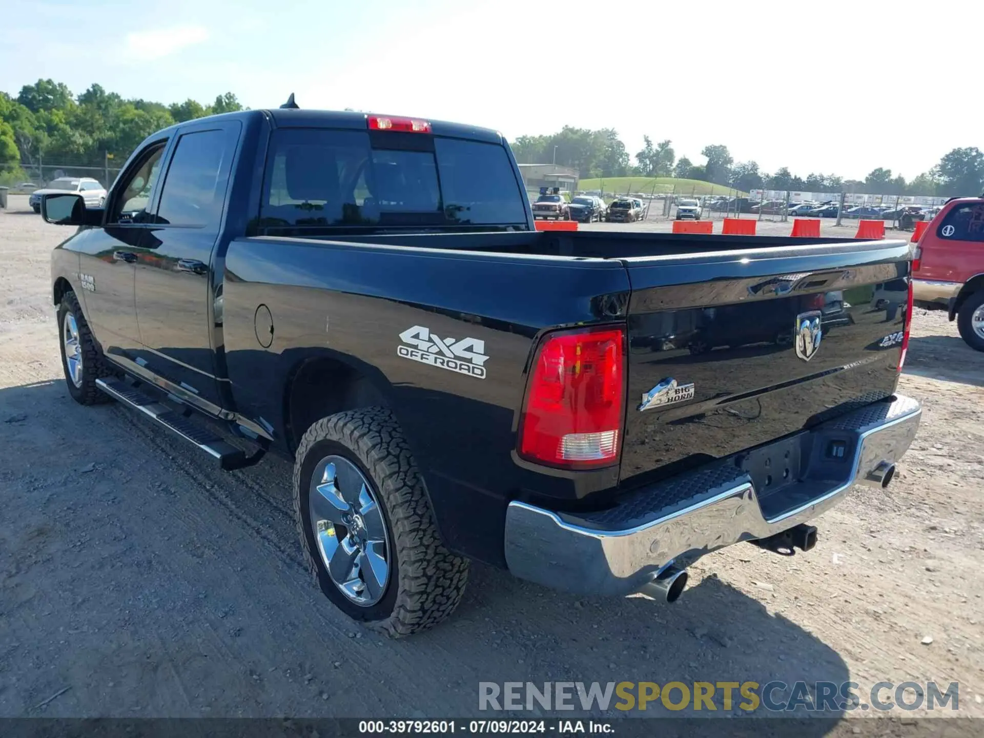 3 Photograph of a damaged car 1C6RR7TT7KS727632 RAM 1500 CLASSIC 2019