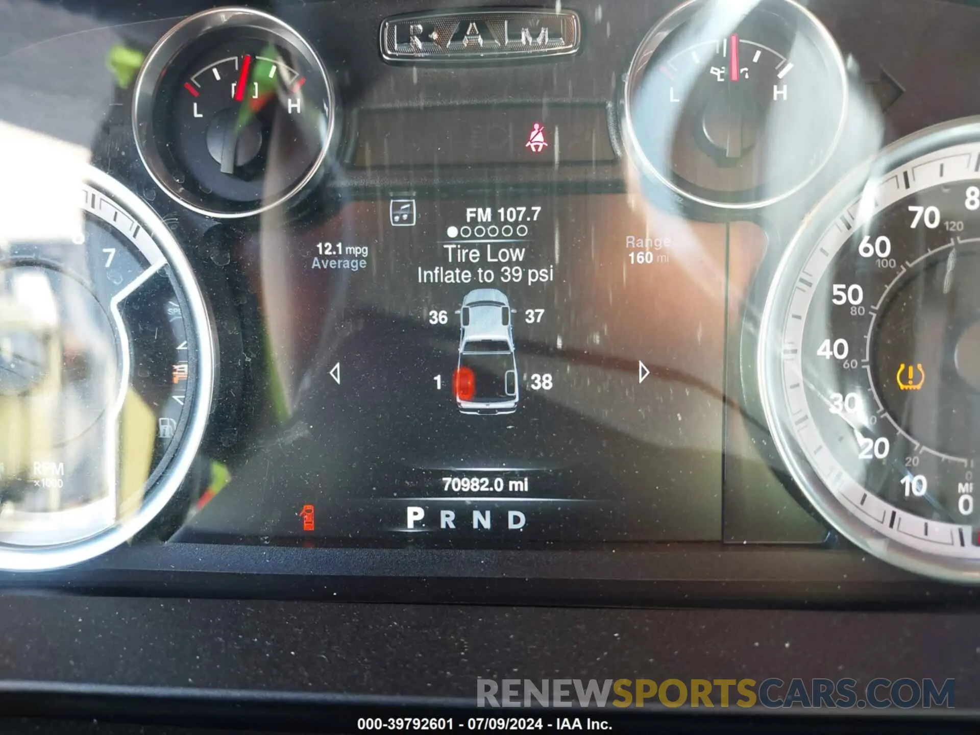 7 Photograph of a damaged car 1C6RR7TT7KS727632 RAM 1500 CLASSIC 2019