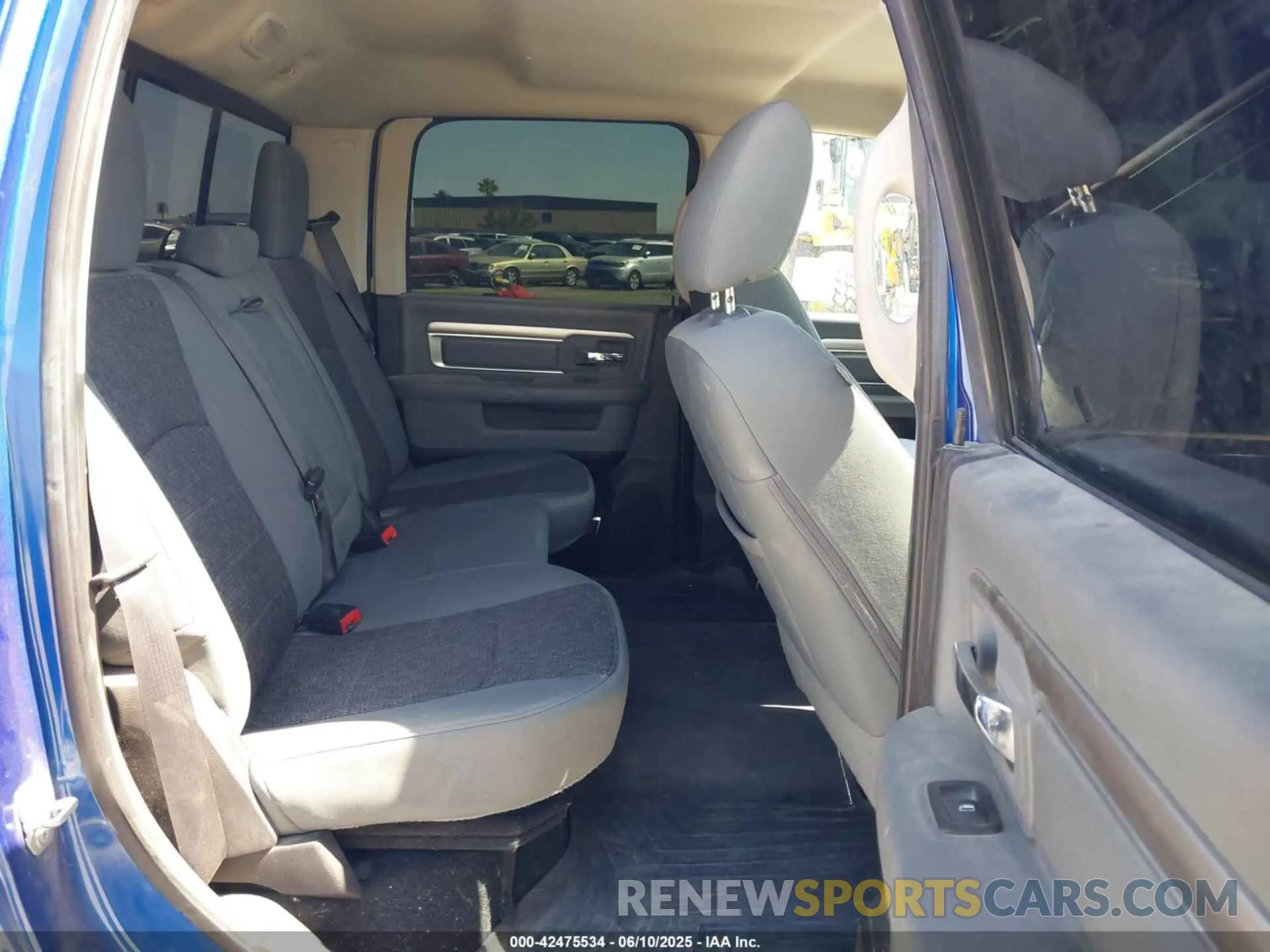 8 Photograph of a damaged car 1C6RR7TTXKS609297 RAM 1500 CLASSIC 2019