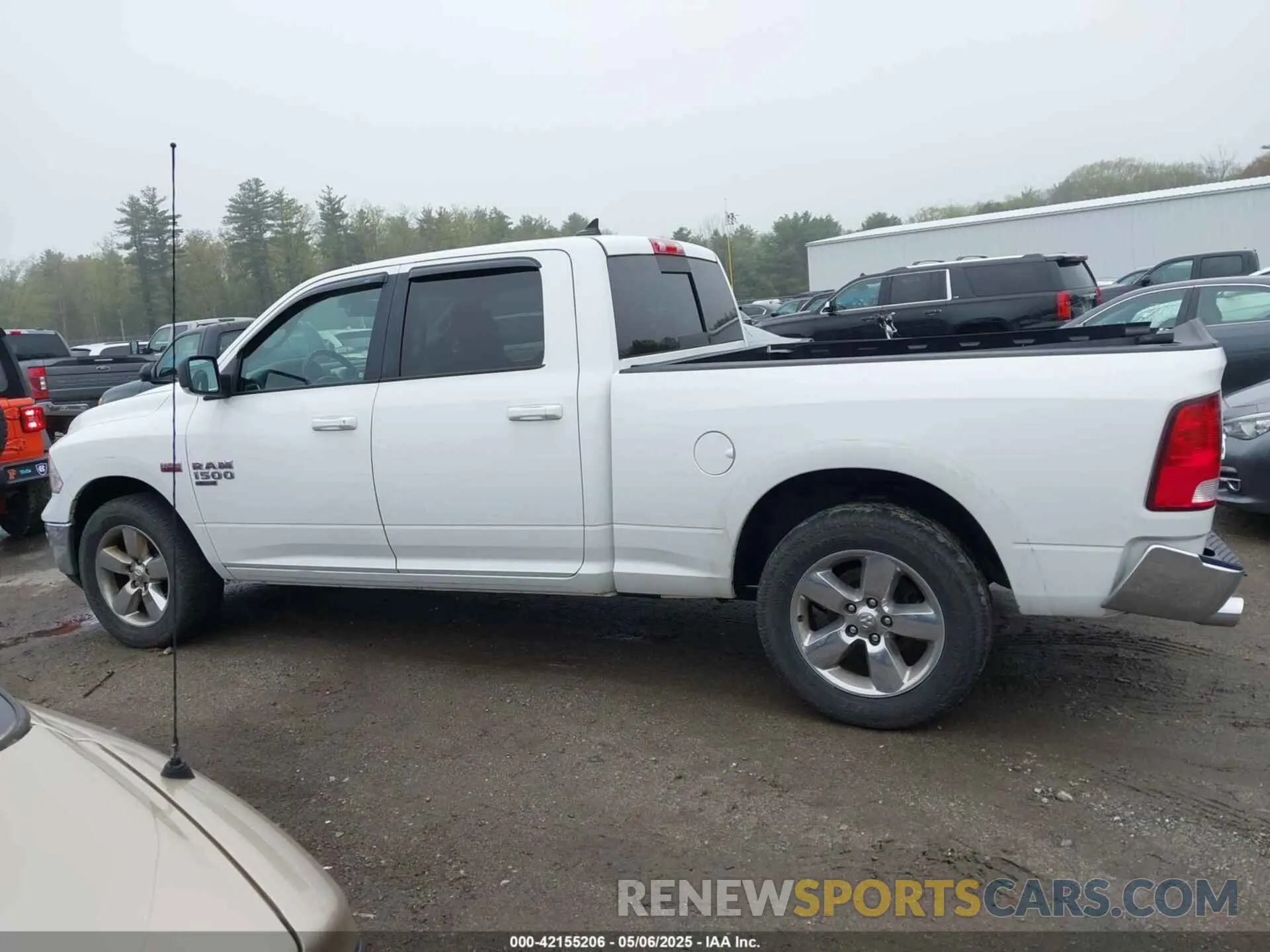 14 Photograph of a damaged car 1C6RR7TTXKS651758 RAM 1500 CLASSIC 2019