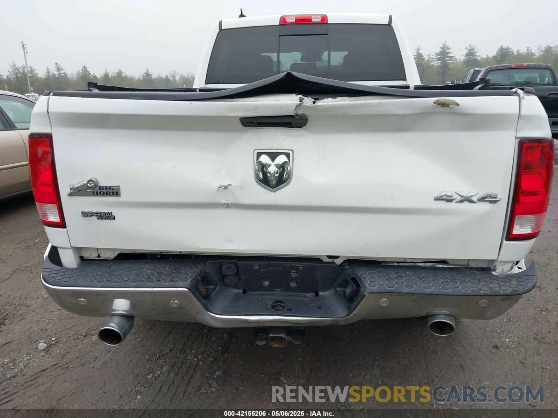 18 Photograph of a damaged car 1C6RR7TTXKS651758 RAM 1500 CLASSIC 2019
