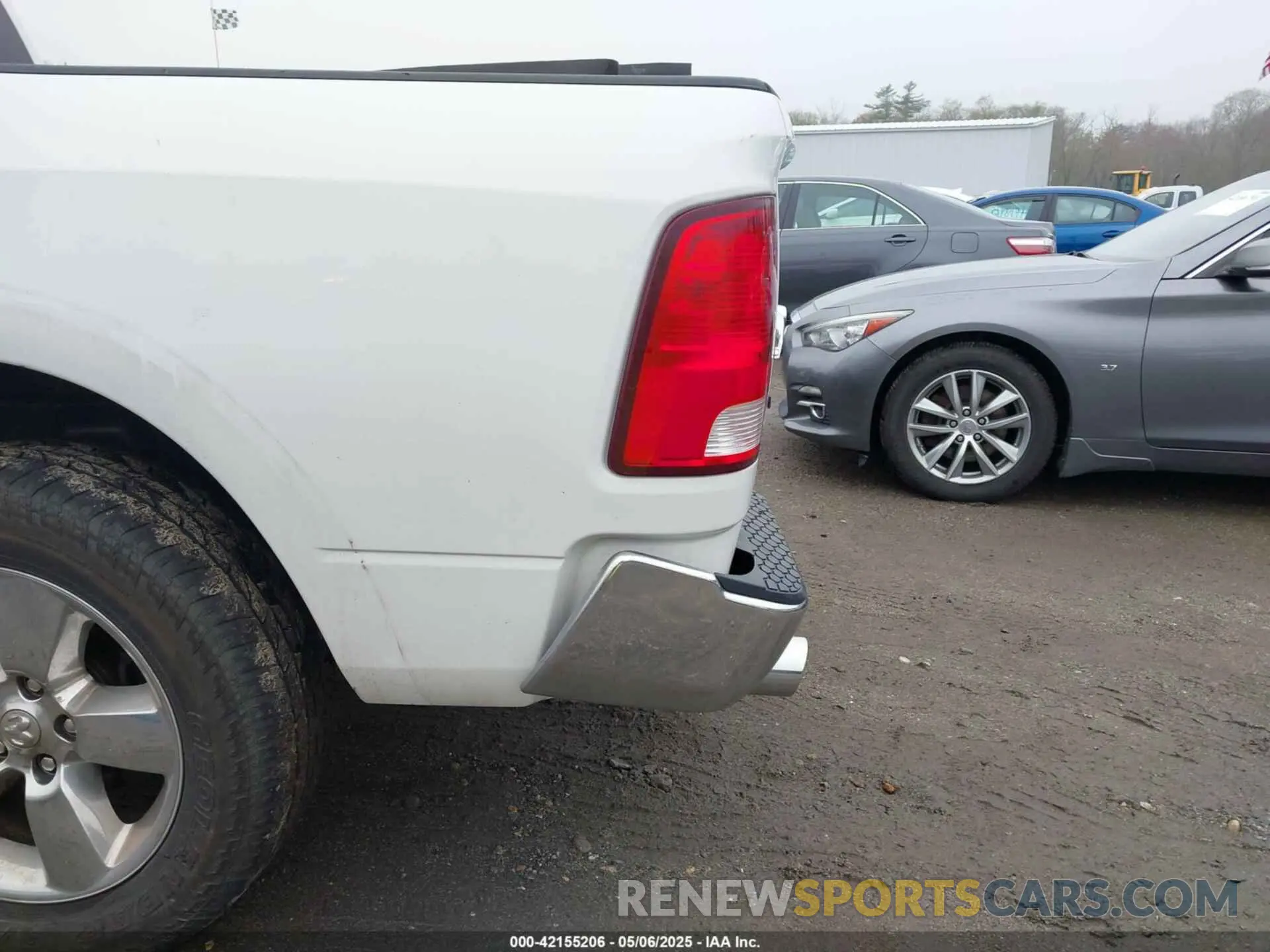 19 Photograph of a damaged car 1C6RR7TTXKS651758 RAM 1500 CLASSIC 2019