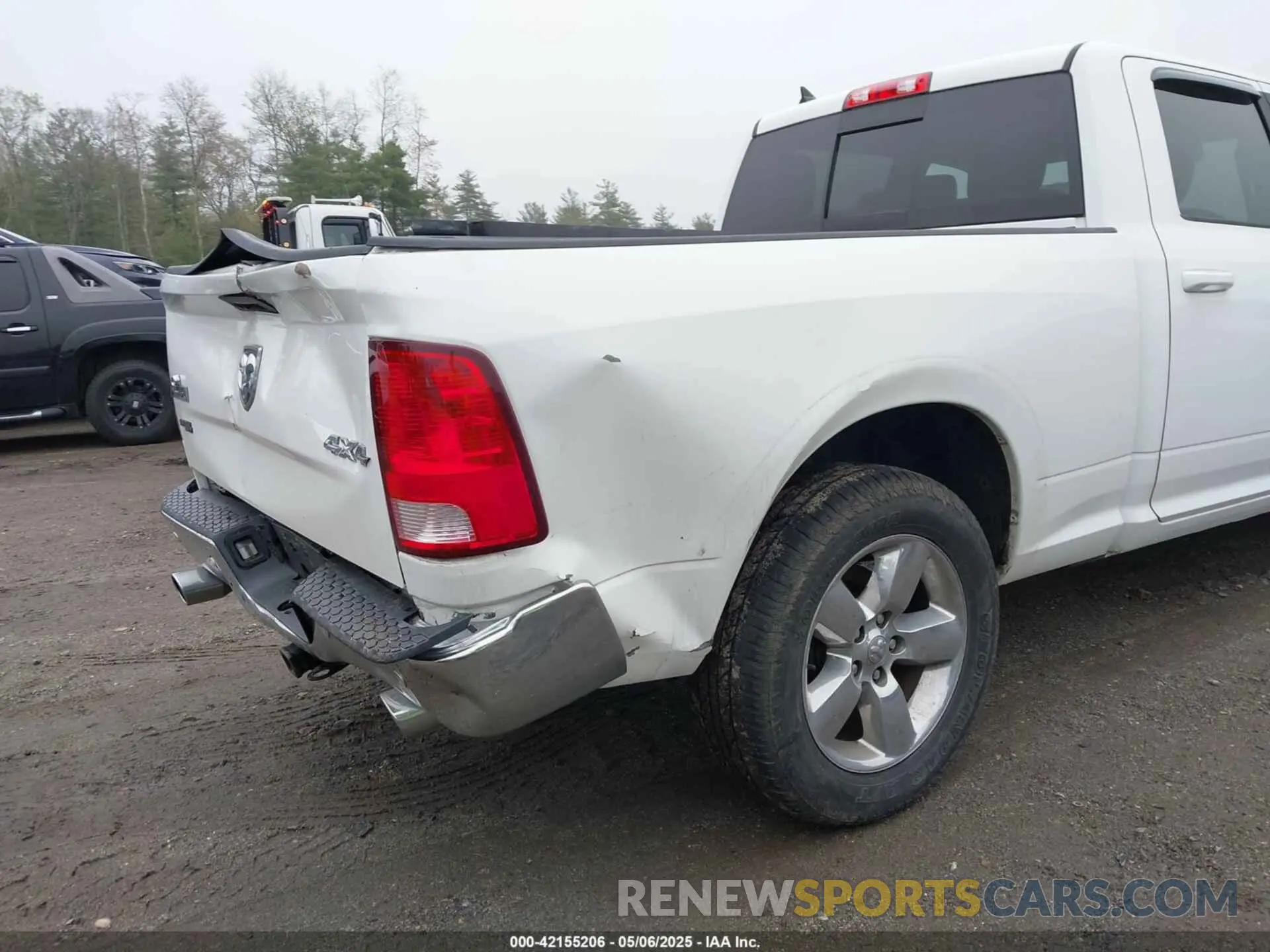6 Photograph of a damaged car 1C6RR7TTXKS651758 RAM 1500 CLASSIC 2019
