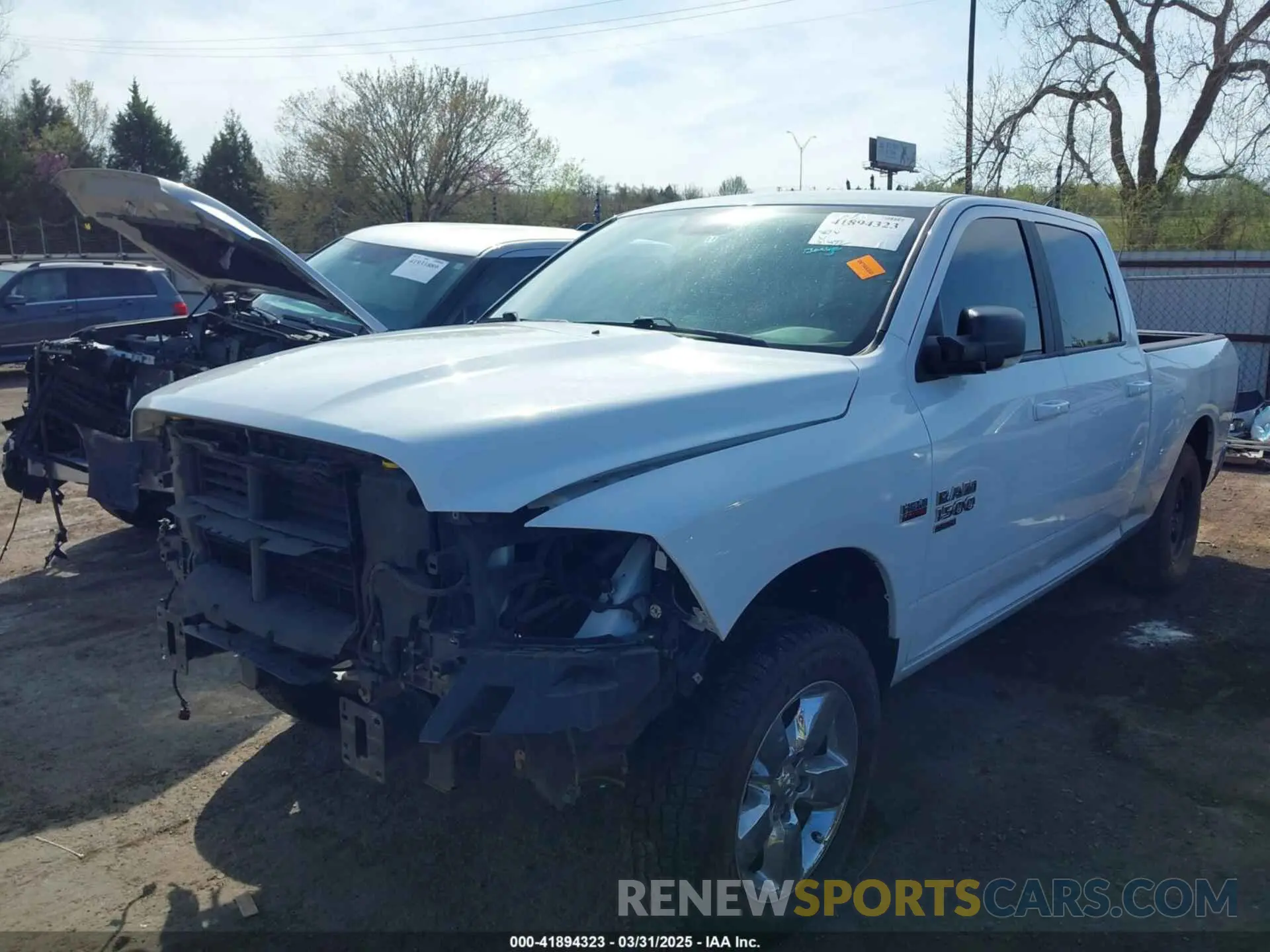 2 Photograph of a damaged car 1C6RR7TTXKS682833 RAM 1500 CLASSIC 2019