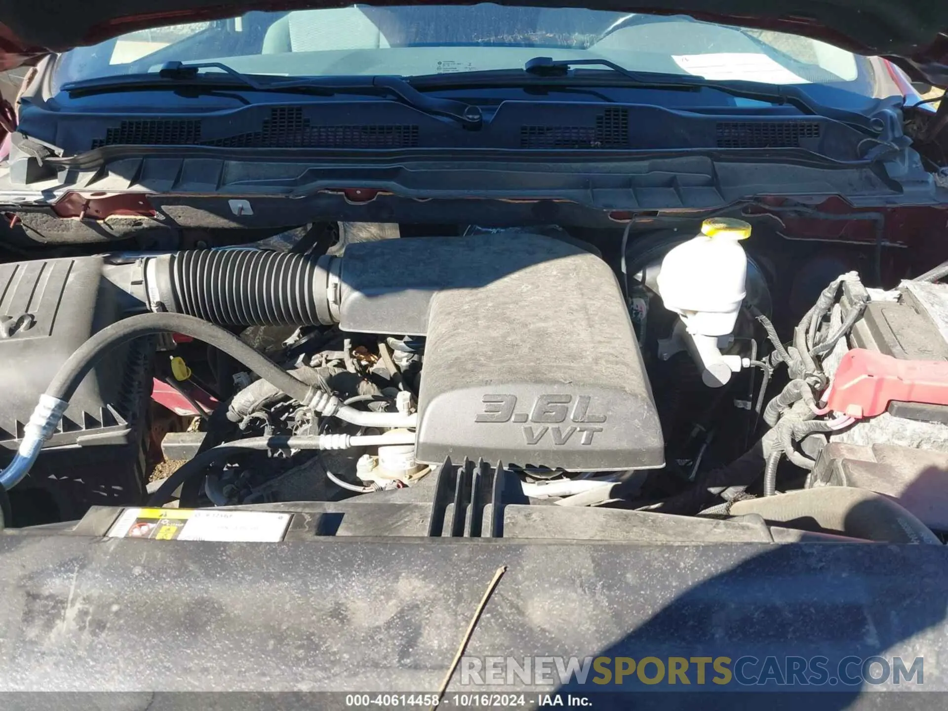 10 Photograph of a damaged car 3C6JR6AG7KG506245 RAM 1500 CLASSIC 2019