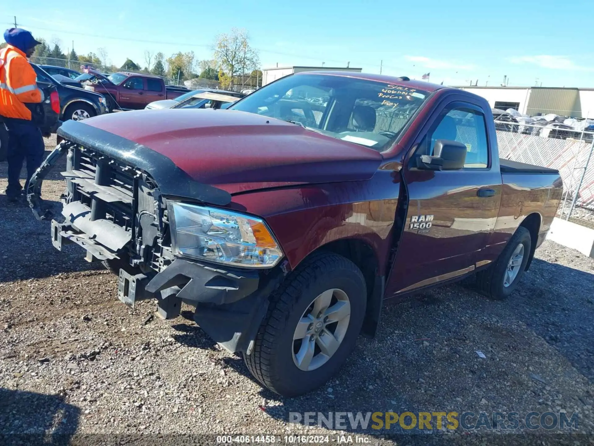 2 Photograph of a damaged car 3C6JR6AG7KG506245 RAM 1500 CLASSIC 2019