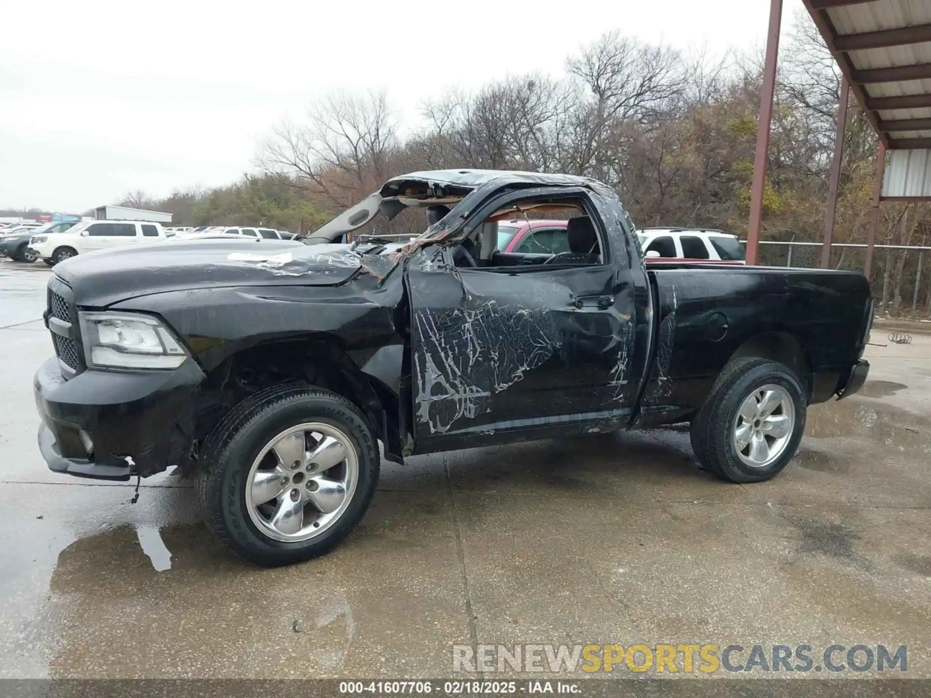 14 Photograph of a damaged car 3C6JR6ATXKG500694 RAM 1500 CLASSIC 2019