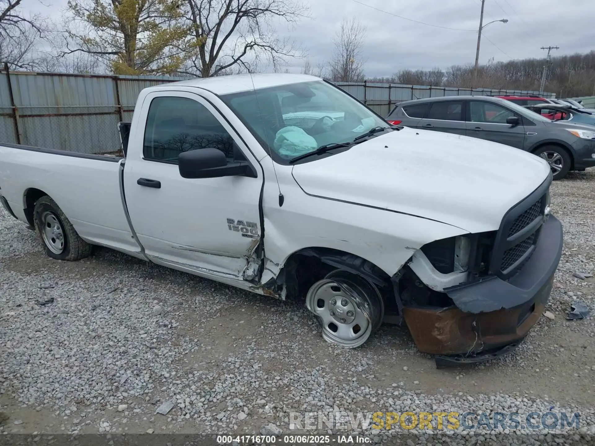 12 Photograph of a damaged car 3C6JR6DG2KG705859 RAM 1500 CLASSIC 2019