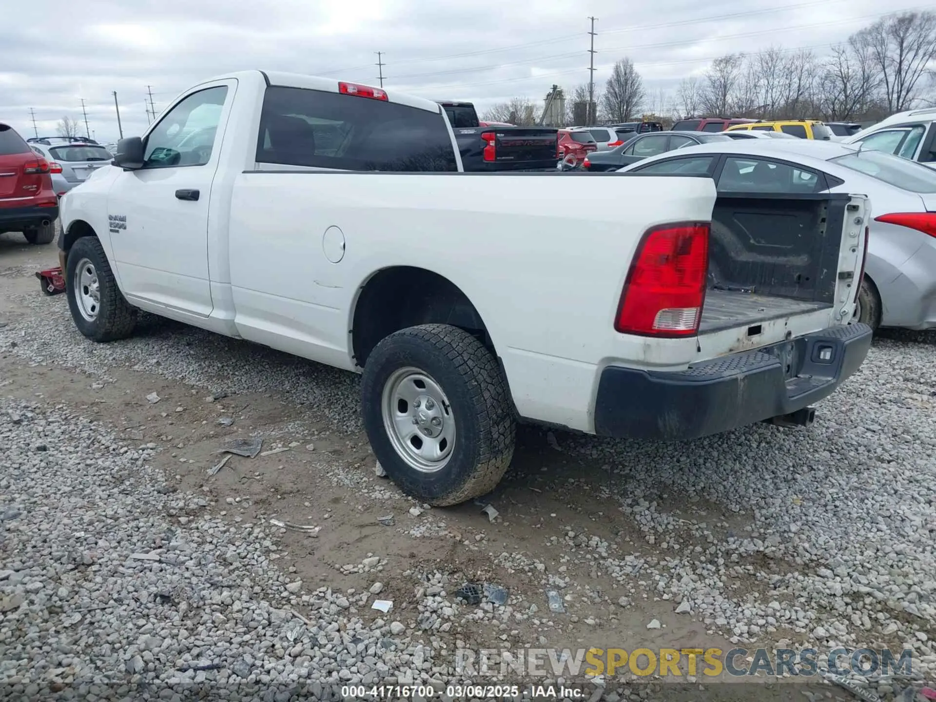 3 Photograph of a damaged car 3C6JR6DG2KG705859 RAM 1500 CLASSIC 2019