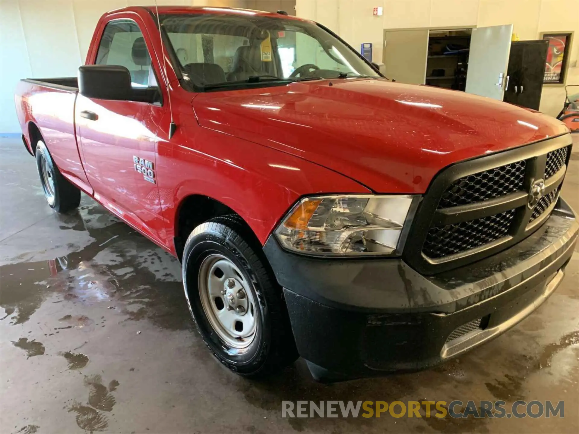 15 Photograph of a damaged car 3C6JR6DG3KG569354 RAM 1500 CLASSIC 2019