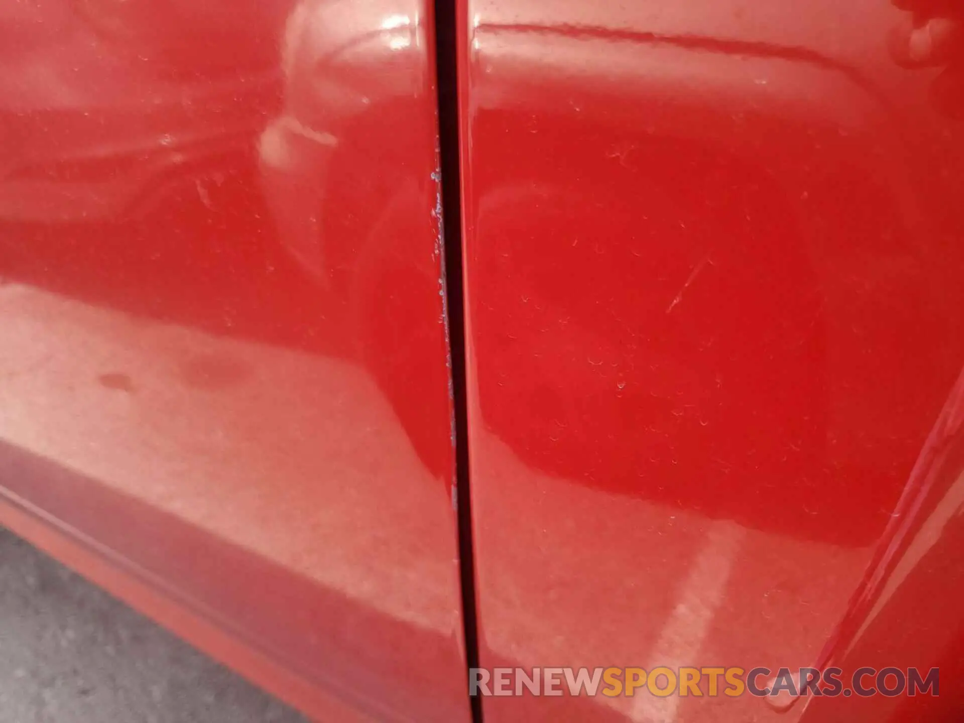 9 Photograph of a damaged car 3C6JR6DG3KG569354 RAM 1500 CLASSIC 2019