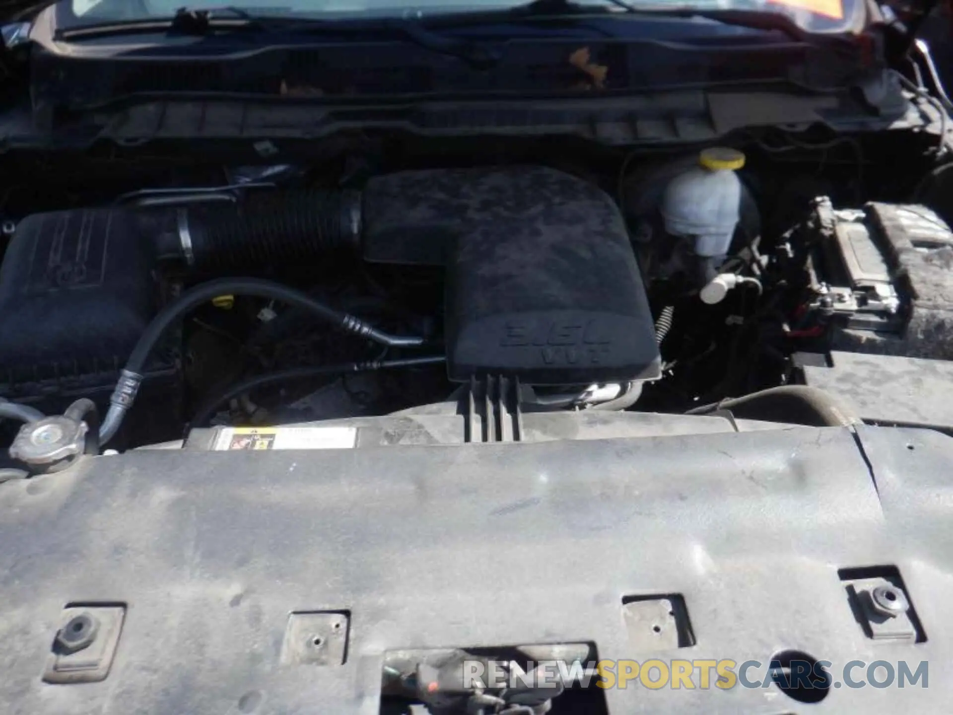 11 Photograph of a damaged car 3C6JR6DG9KG569357 RAM 1500 CLASSIC 2019