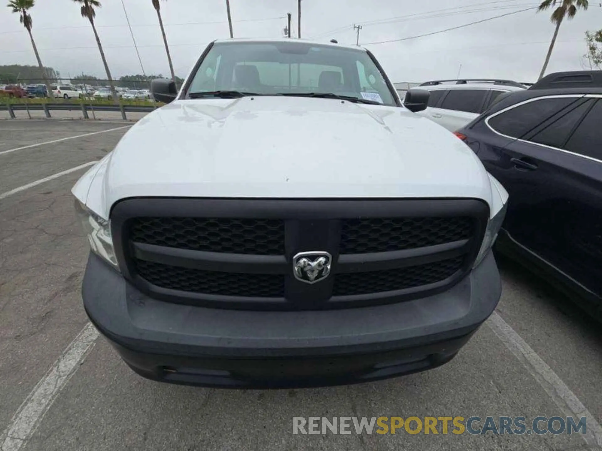 19 Photograph of a damaged car 3C6JR6DG9KG601885 RAM 1500 CLASSIC 2019