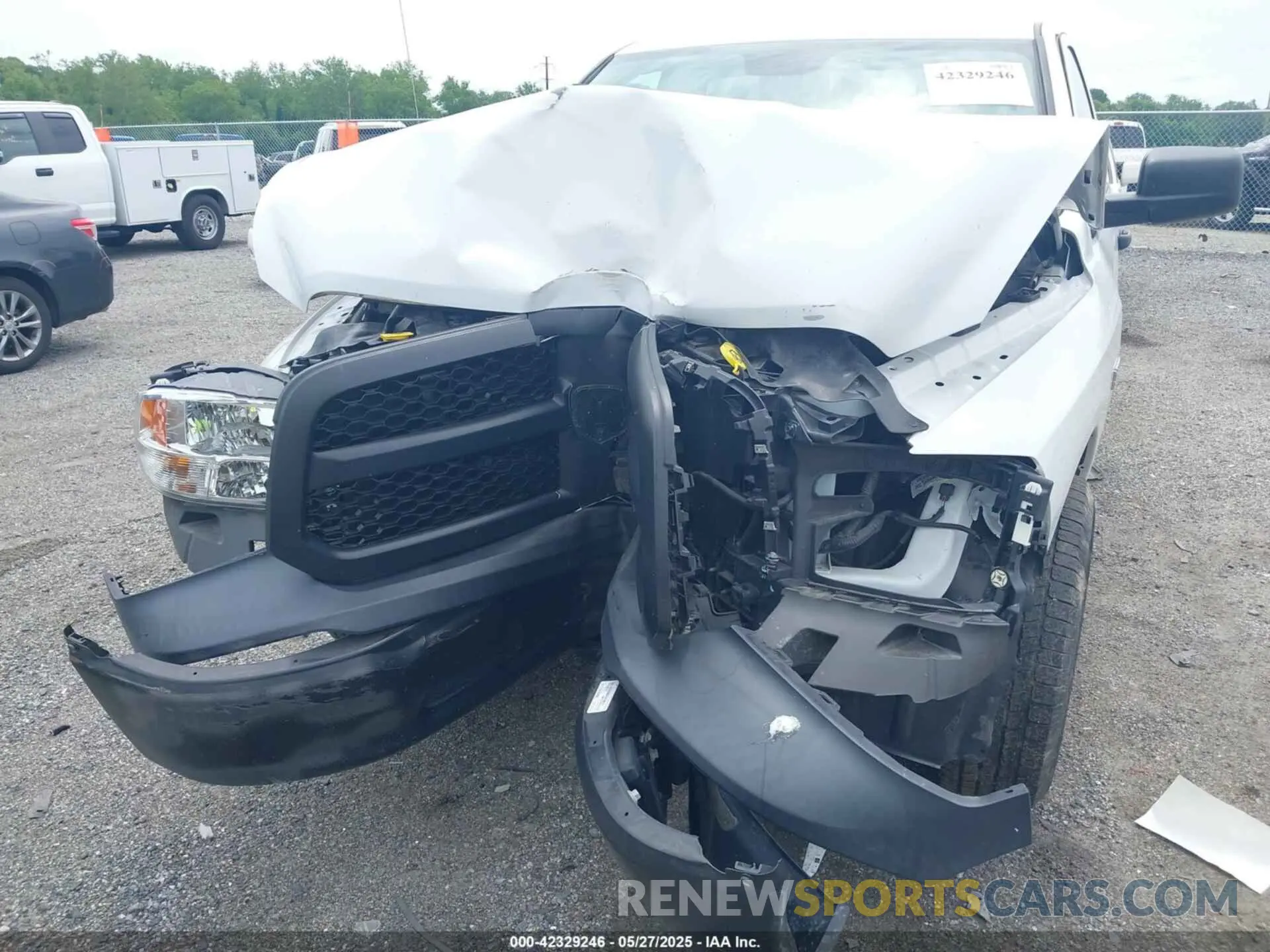 6 Photograph of a damaged car 3C6JR6DT0KG636053 RAM 1500 CLASSIC 2019