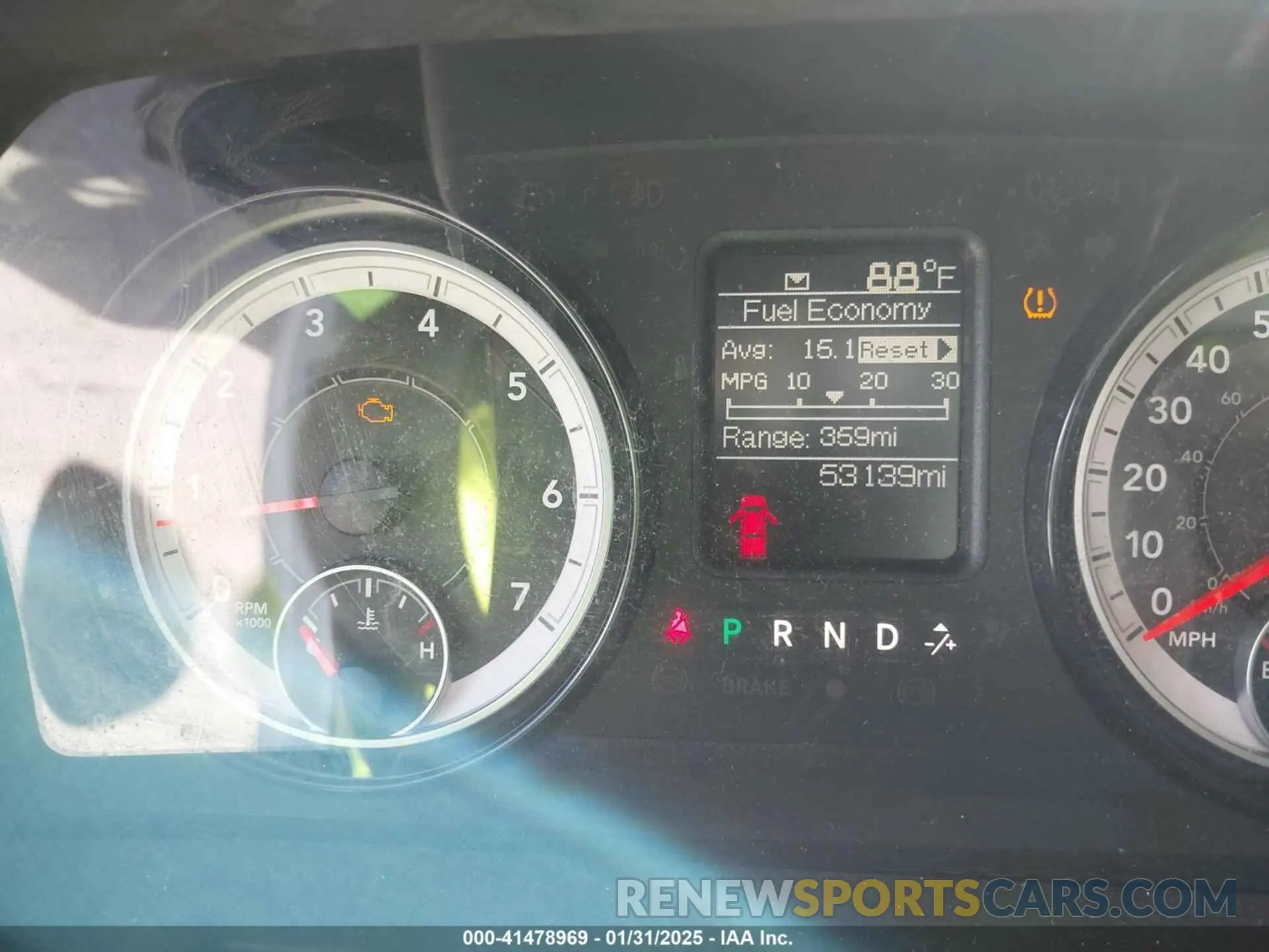 15 Photograph of a damaged car 3C6JR6DT1KG546748 RAM 1500 CLASSIC 2019