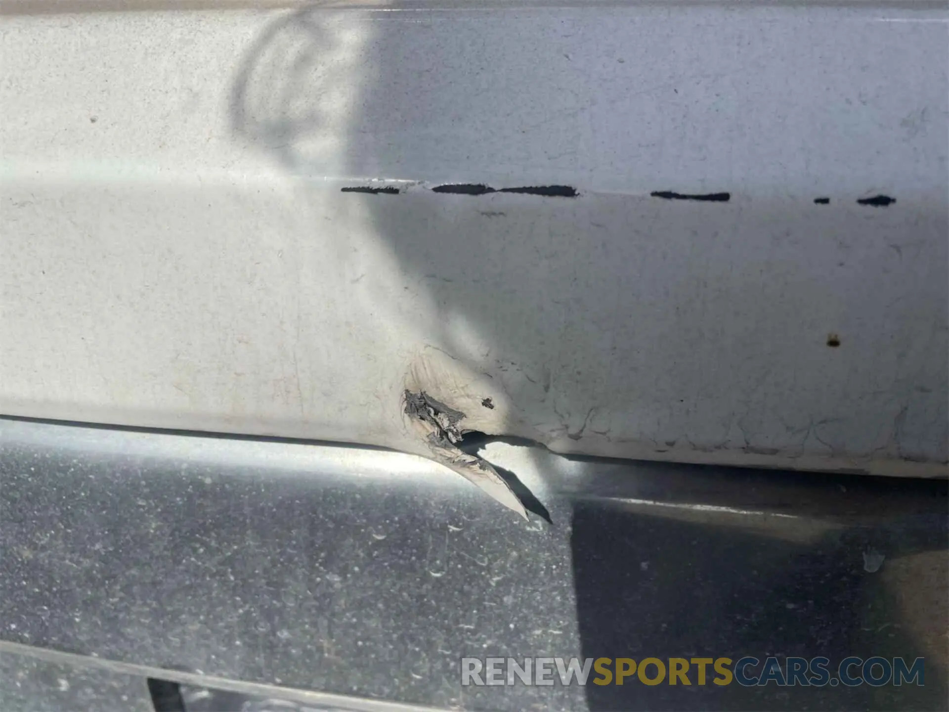 4 Photograph of a damaged car 3C6JR6DT6KG510280 RAM 1500 CLASSIC 2019