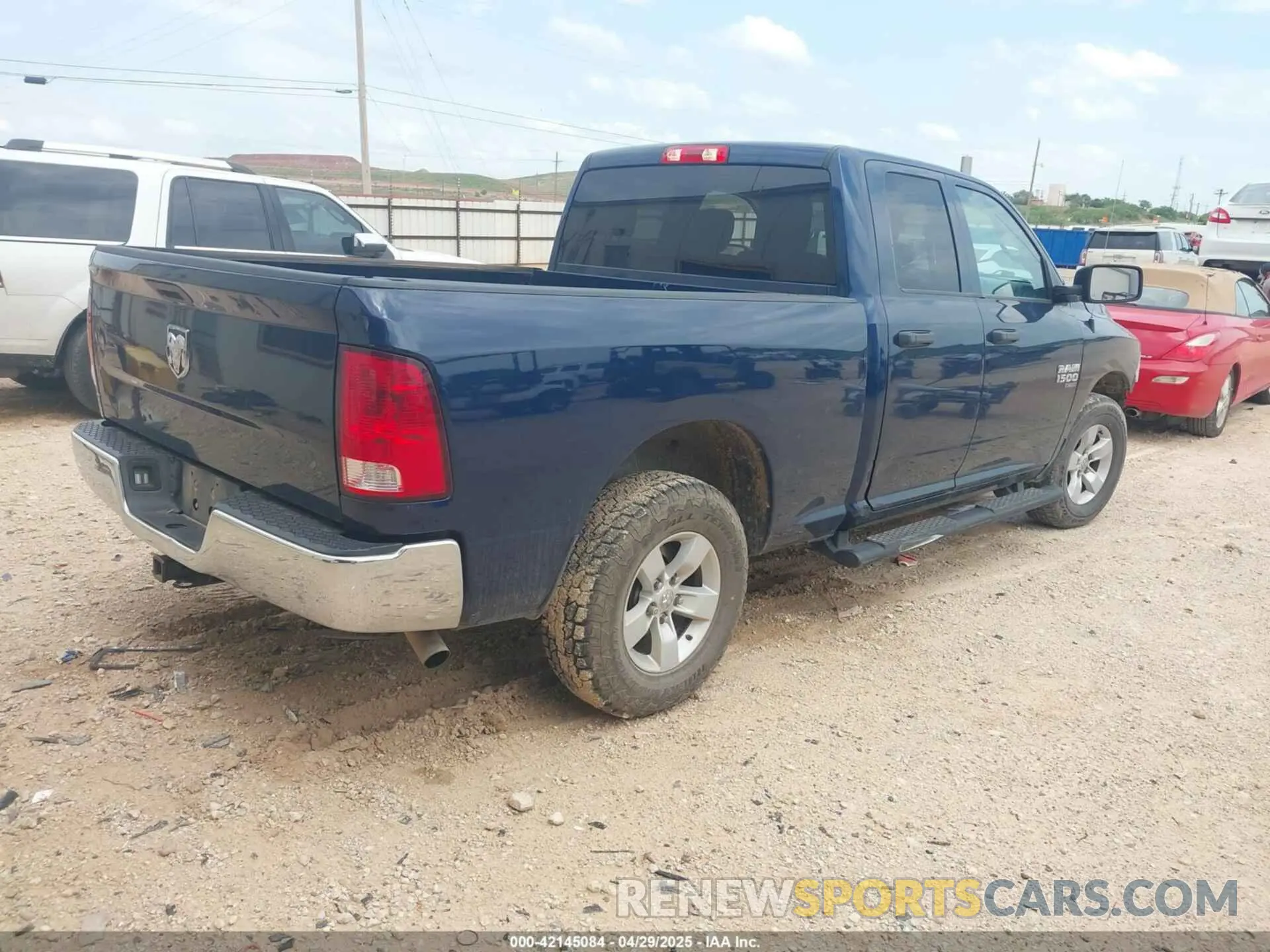 4 Photograph of a damaged car 1C6RR6FG2LS144458 RAM 1500 CLASSIC 2020