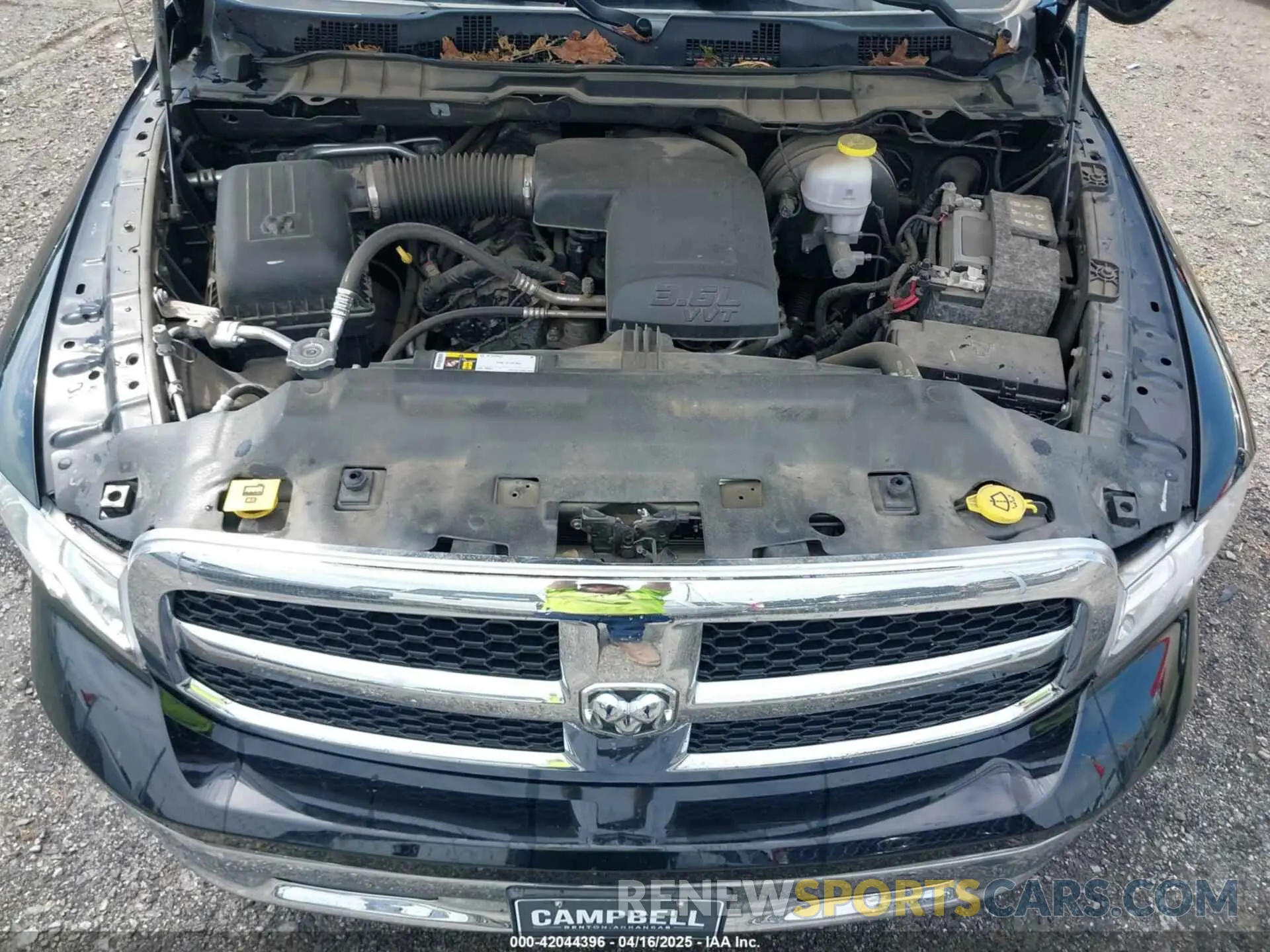 10 Photograph of a damaged car 1C6RR6FG5LS151064 RAM 1500 CLASSIC 2020