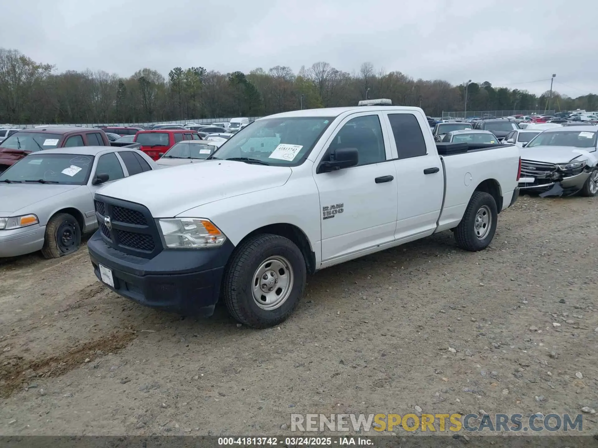 2 Photograph of a damaged car 1C6RR6FG9LS128953 RAM 1500 CLASSIC 2020