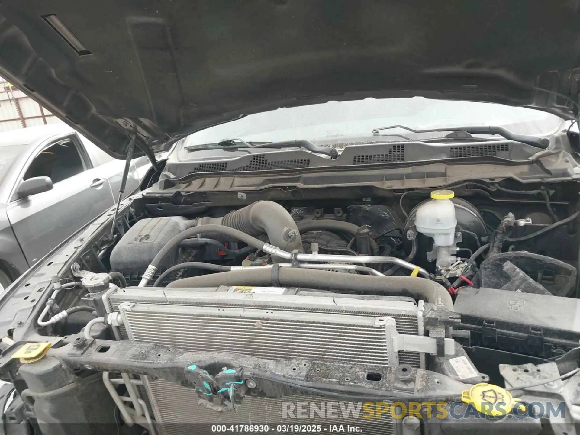 10 Photograph of a damaged car 1C6RR6FT1LS147915 RAM 1500 CLASSIC 2020