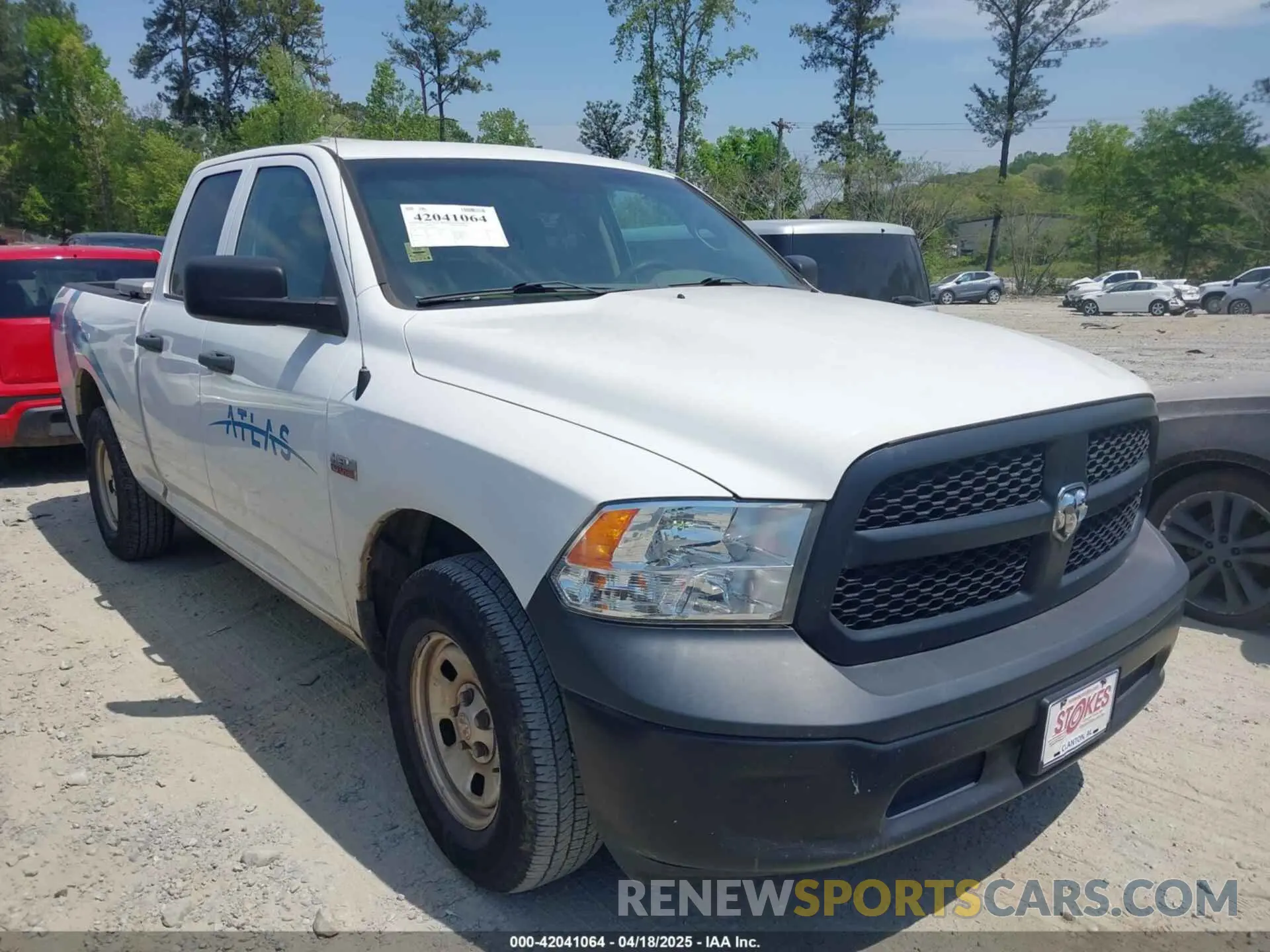 1 Photograph of a damaged car 1C6RR6FT4LS148072 RAM 1500 CLASSIC 2020