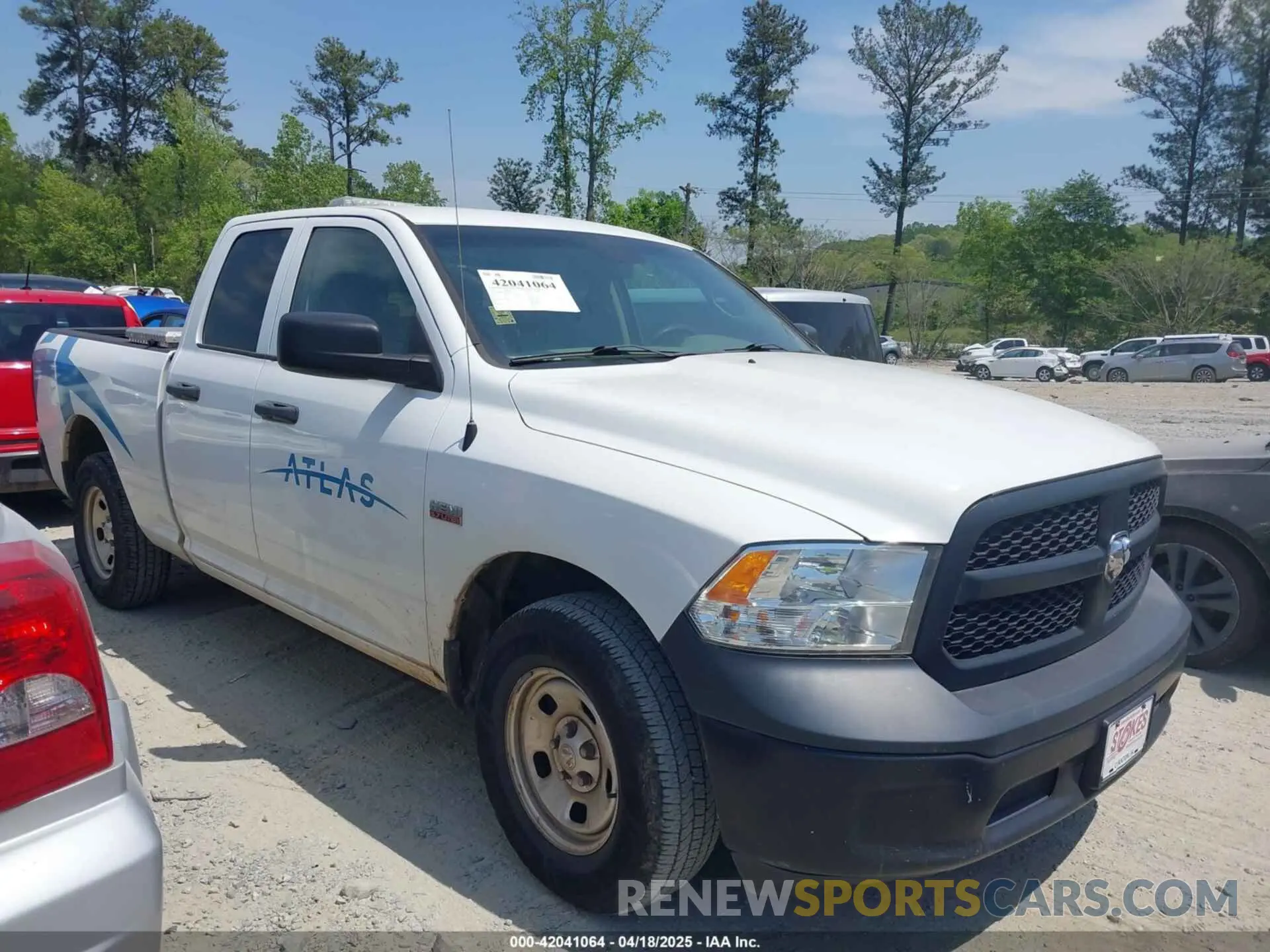 13 Photograph of a damaged car 1C6RR6FT4LS148072 RAM 1500 CLASSIC 2020