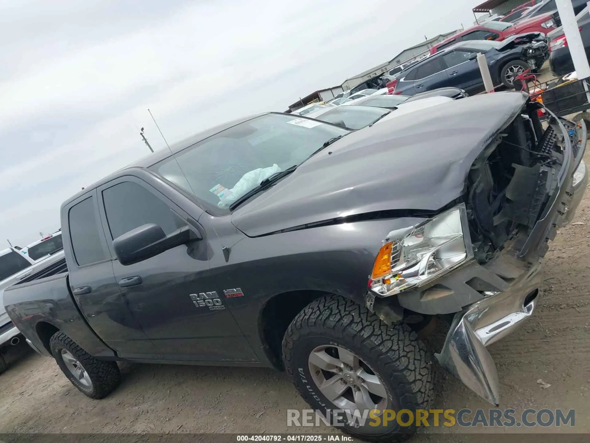 13 Photograph of a damaged car 1C6RR6FT7LS146154 RAM 1500 CLASSIC 2020