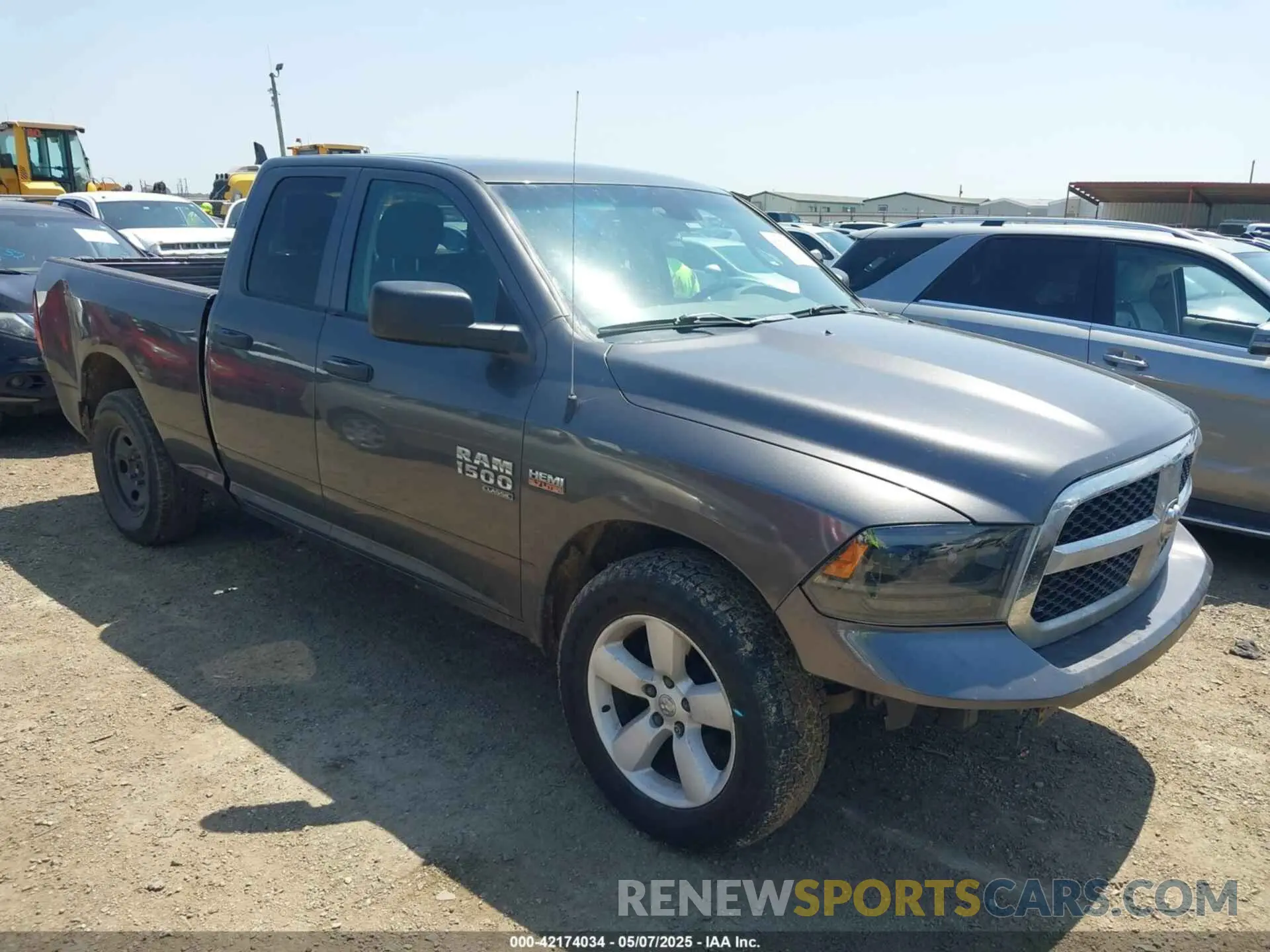 1 Photograph of a damaged car 1C6RR6FT9LS138721 RAM 1500 CLASSIC 2020