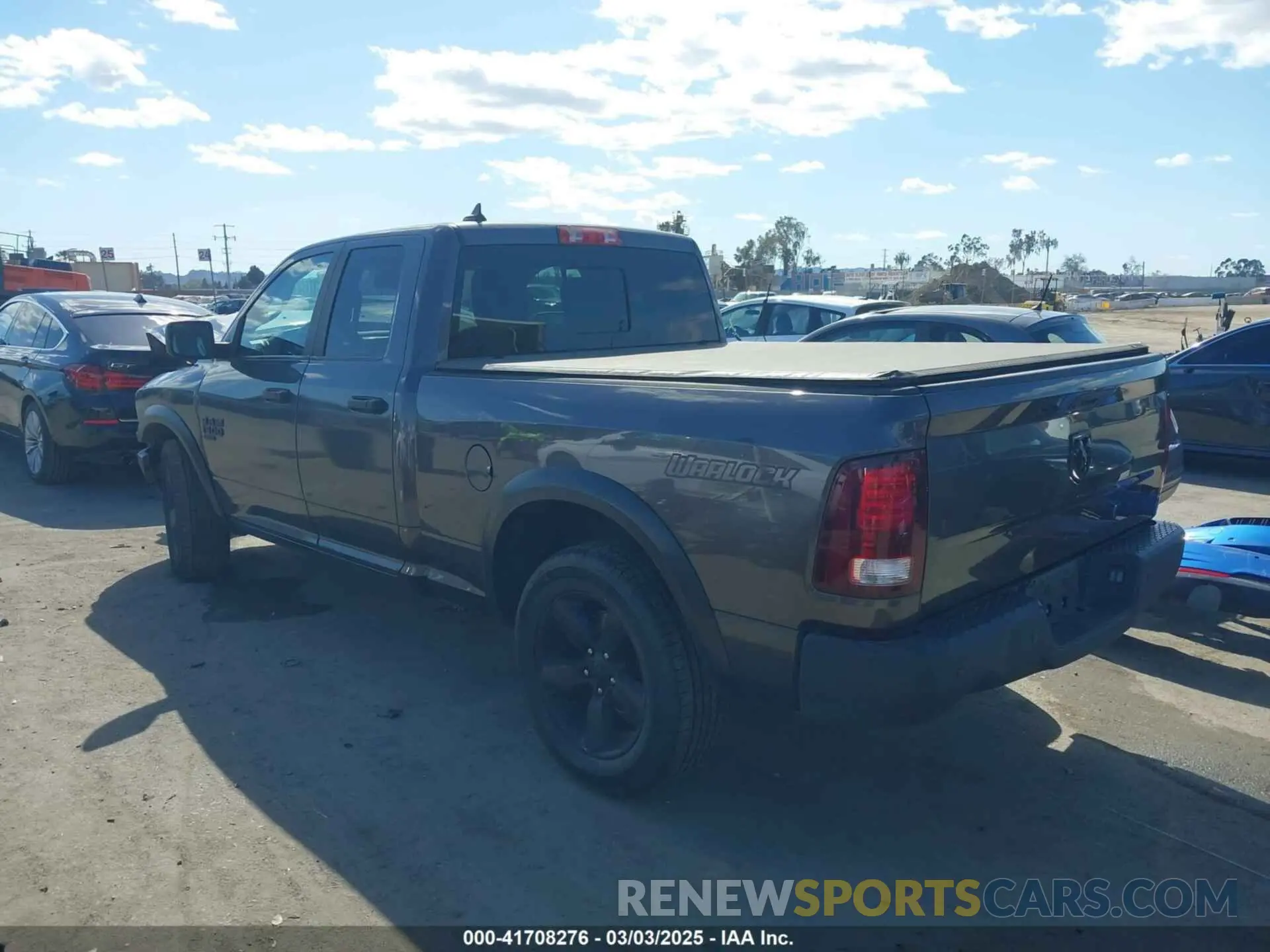 3 Photograph of a damaged car 1C6RR6GG9LS105705 RAM 1500 CLASSIC 2020