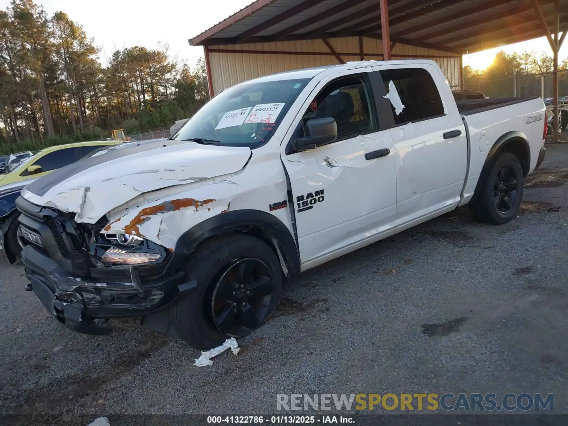 2 Photograph of a damaged car 1C6RR6LT8LS157622 RAM 1500 CLASSIC 2020