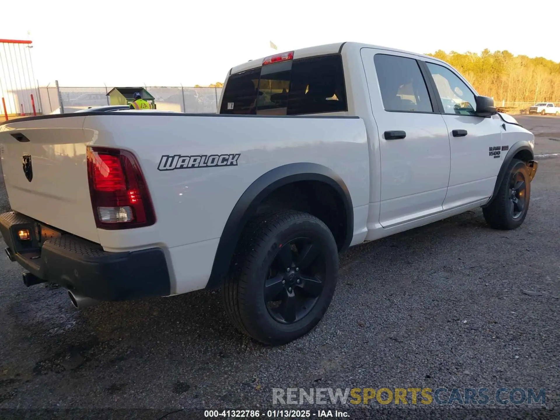 4 Photograph of a damaged car 1C6RR6LT8LS157622 RAM 1500 CLASSIC 2020