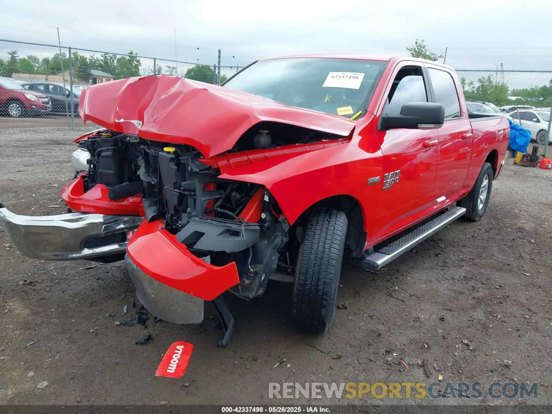 2 Photograph of a damaged car 1C6RR6TT1LS135171 RAM 1500 CLASSIC 2020