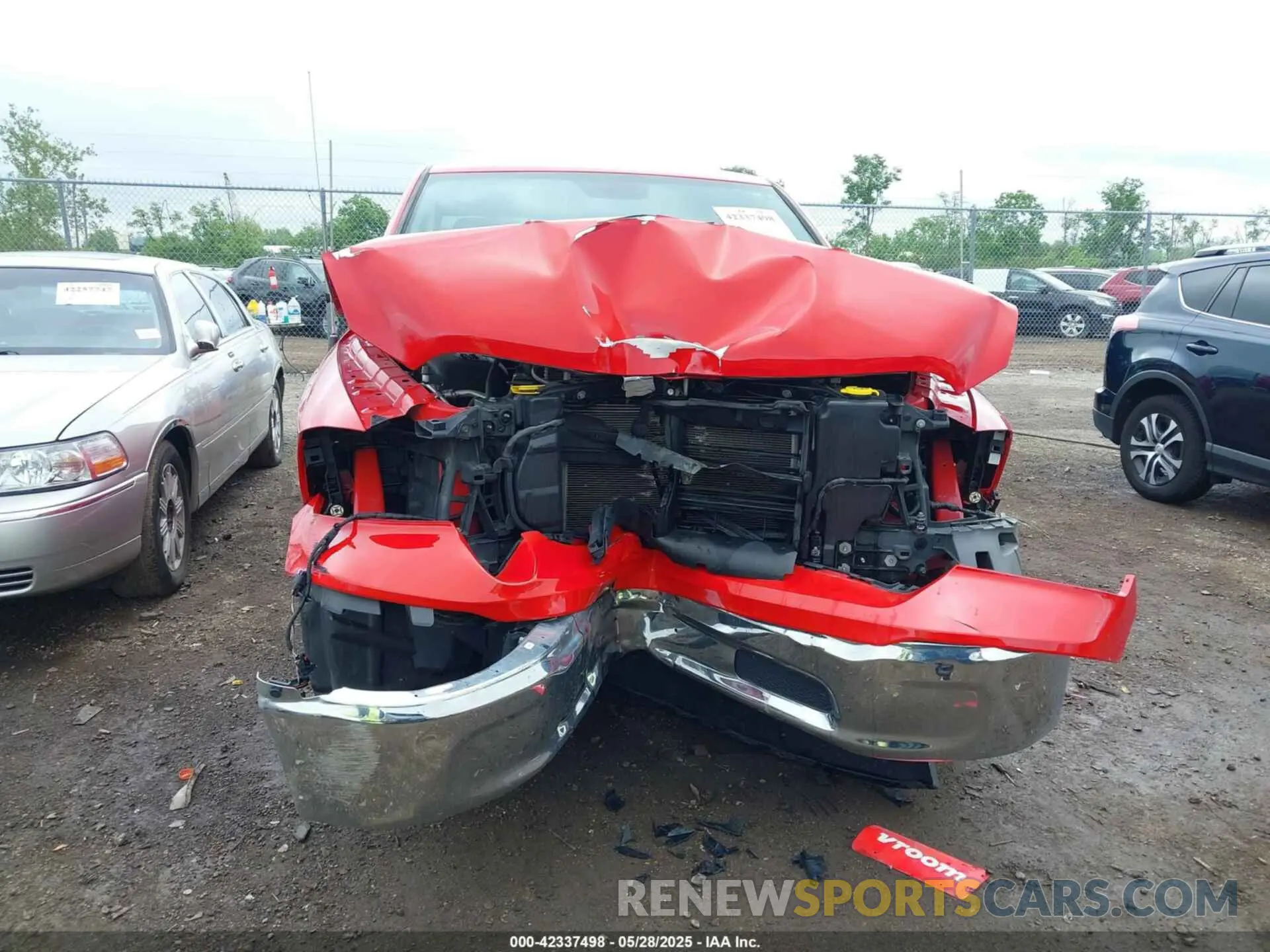 6 Photograph of a damaged car 1C6RR6TT1LS135171 RAM 1500 CLASSIC 2020