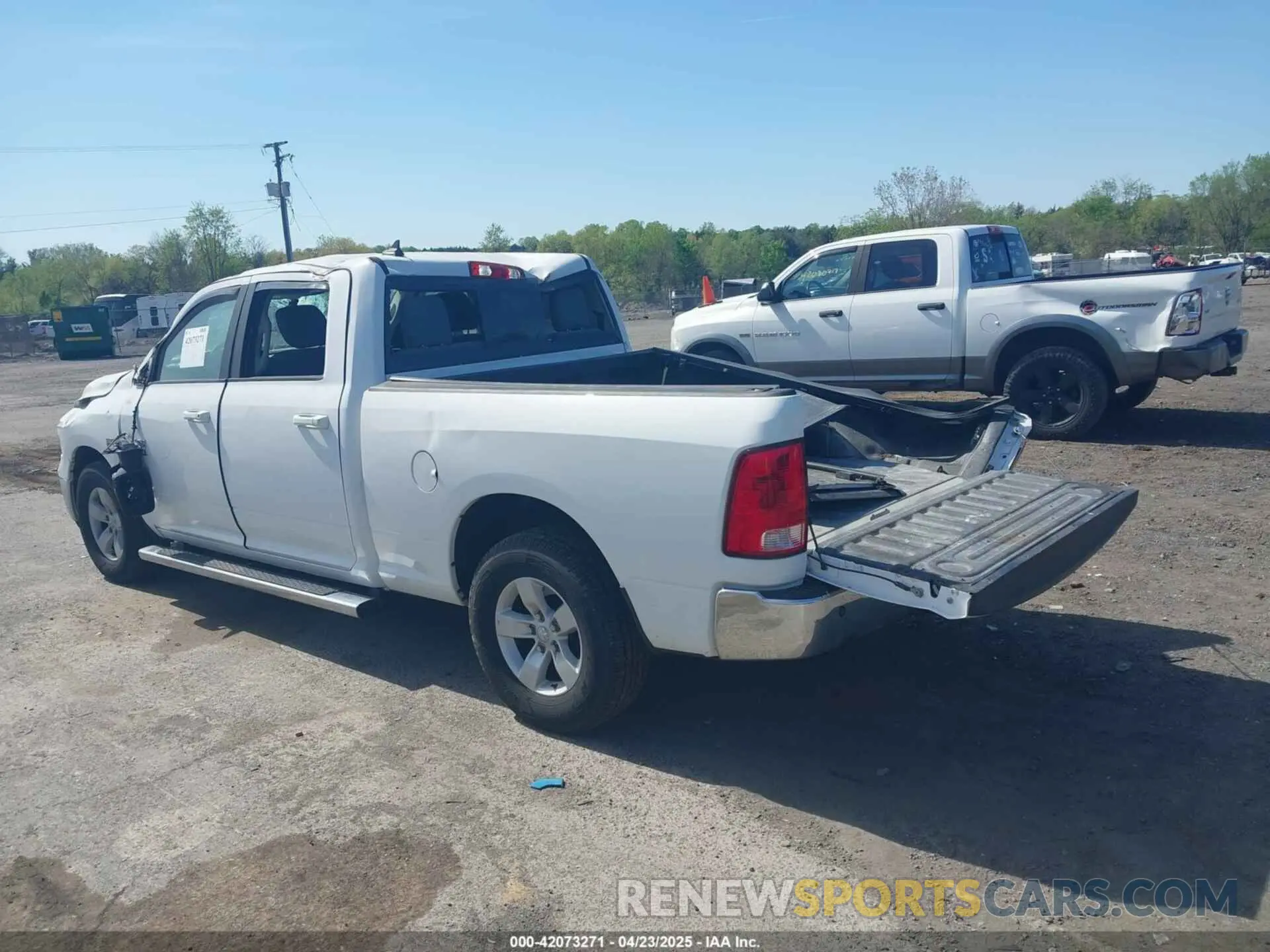 3 Photograph of a damaged car 1C6RR6TT3LS134605 RAM 1500 CLASSIC 2020