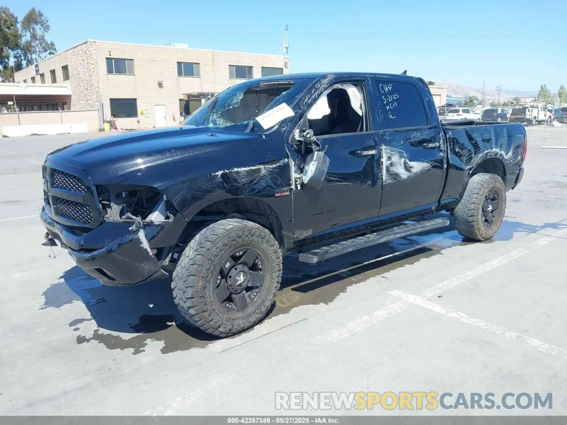 2 Photograph of a damaged car 1C6RR6TT5LS133603 RAM 1500 CLASSIC 2020