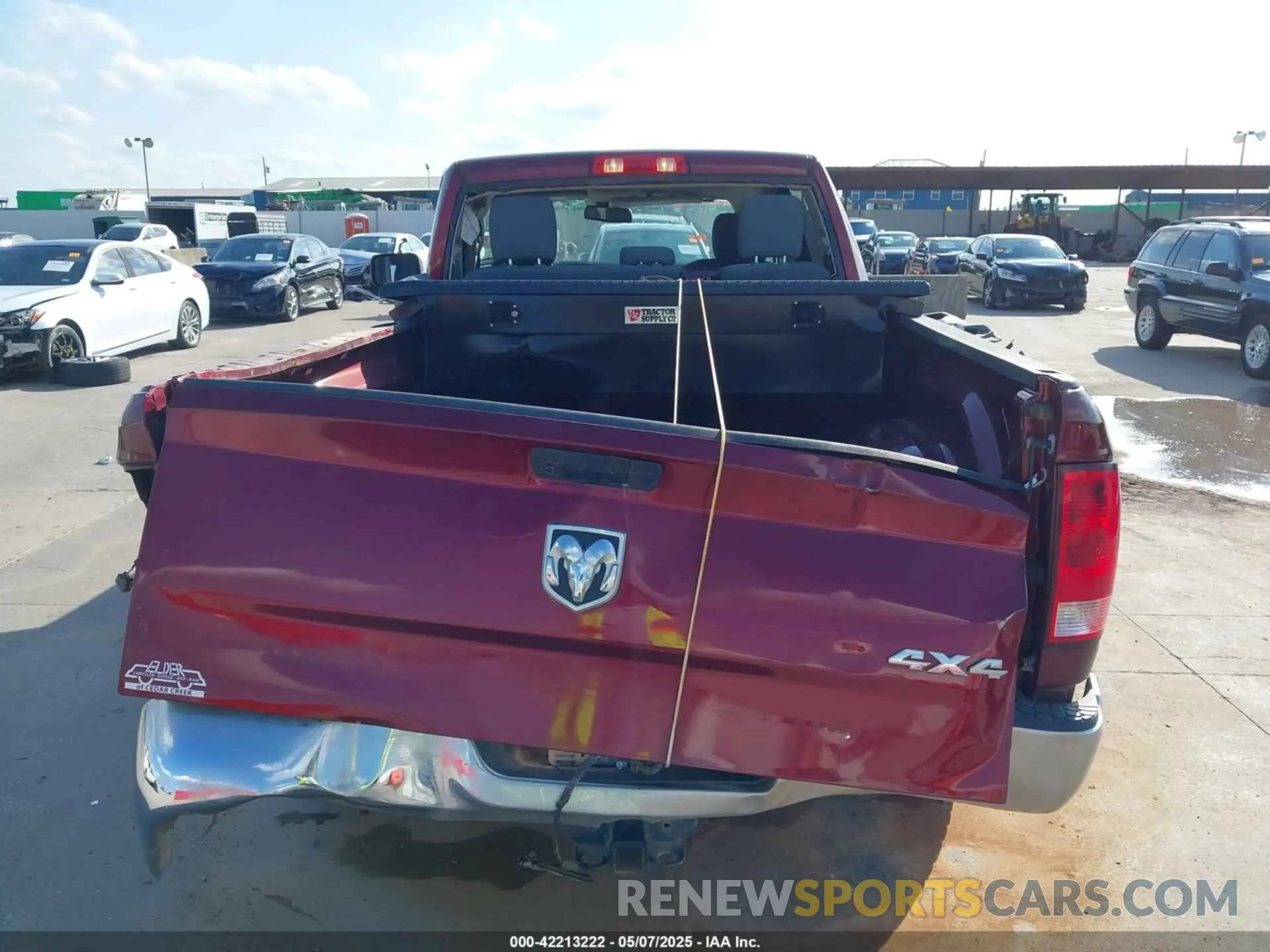 16 Photograph of a damaged car 1C6RR7FG1LS154338 RAM 1500 CLASSIC 2020
