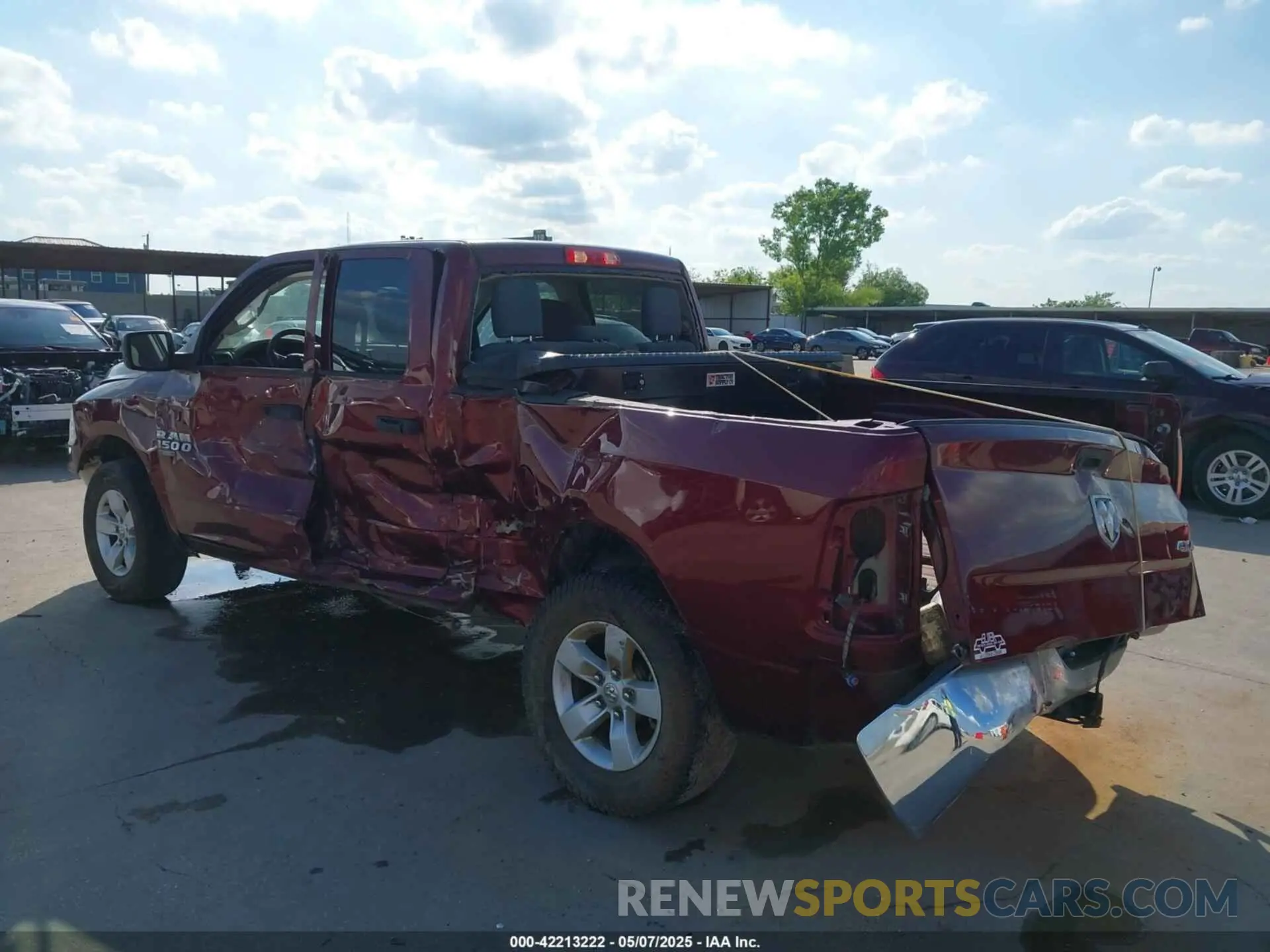 3 Photograph of a damaged car 1C6RR7FG1LS154338 RAM 1500 CLASSIC 2020