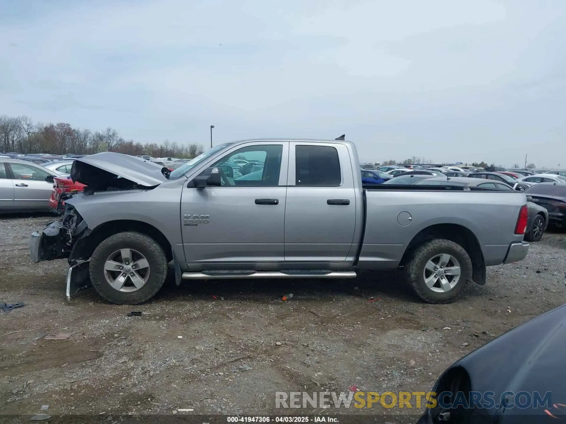 14 Photograph of a damaged car 1C6RR7FG2LS145163 RAM 1500 CLASSIC 2020