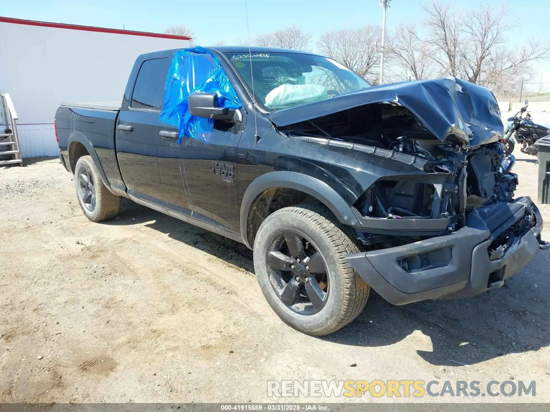 1 Photograph of a damaged car 1C6RR7GG1LS126800 RAM 1500 CLASSIC 2020