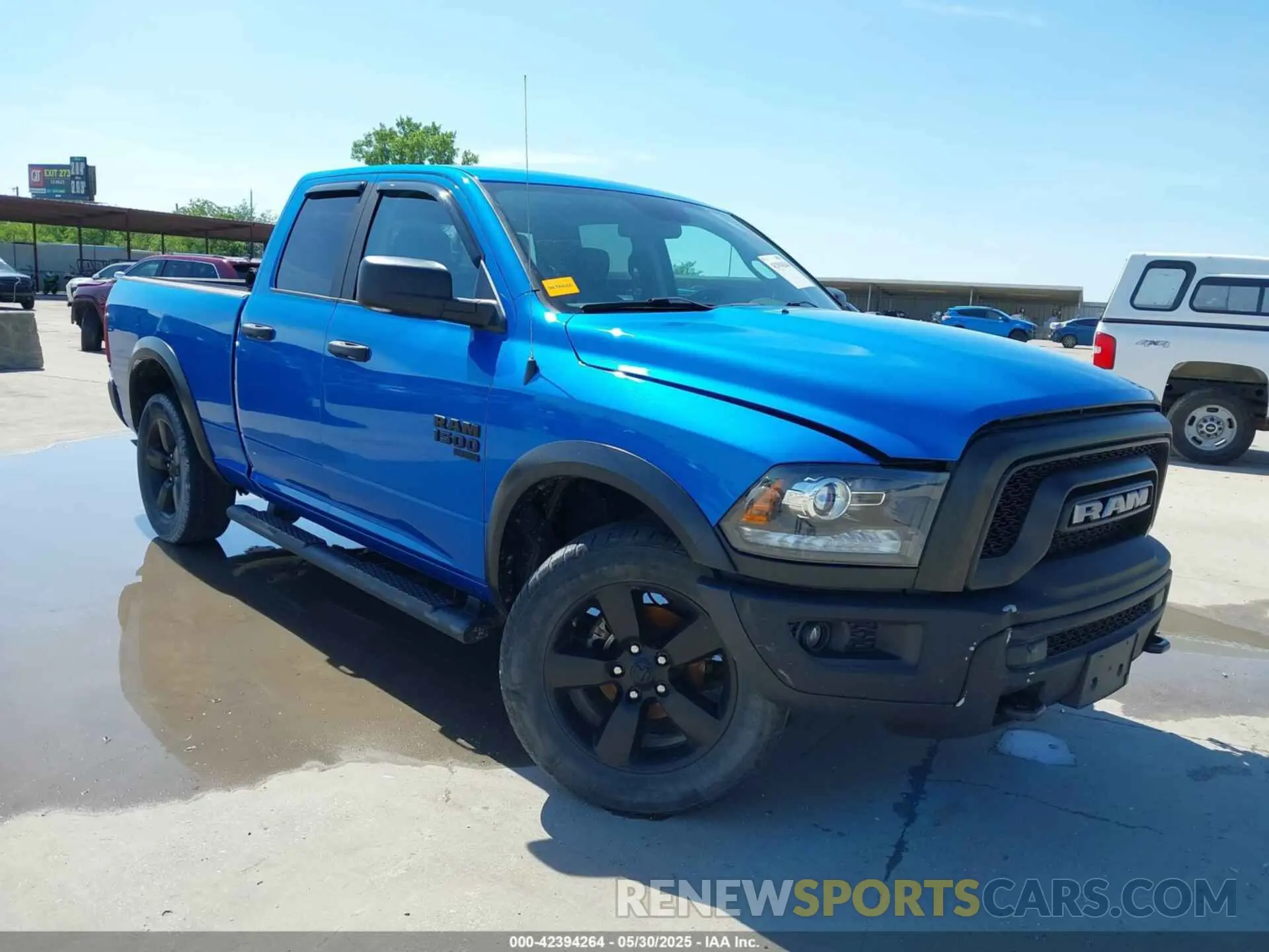 1 Photograph of a damaged car 1C6RR7GG1LS160428 RAM 1500 CLASSIC 2020
