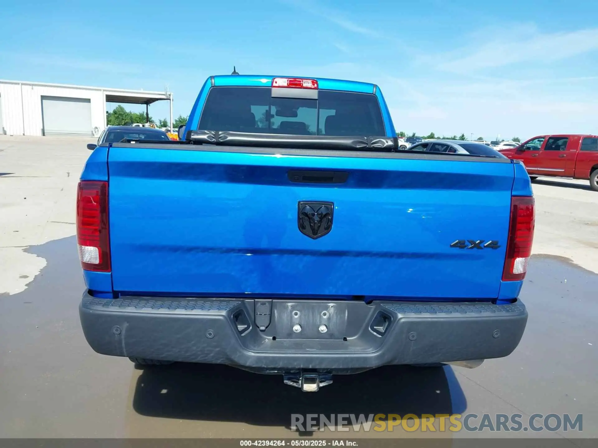 17 Photograph of a damaged car 1C6RR7GG1LS160428 RAM 1500 CLASSIC 2020