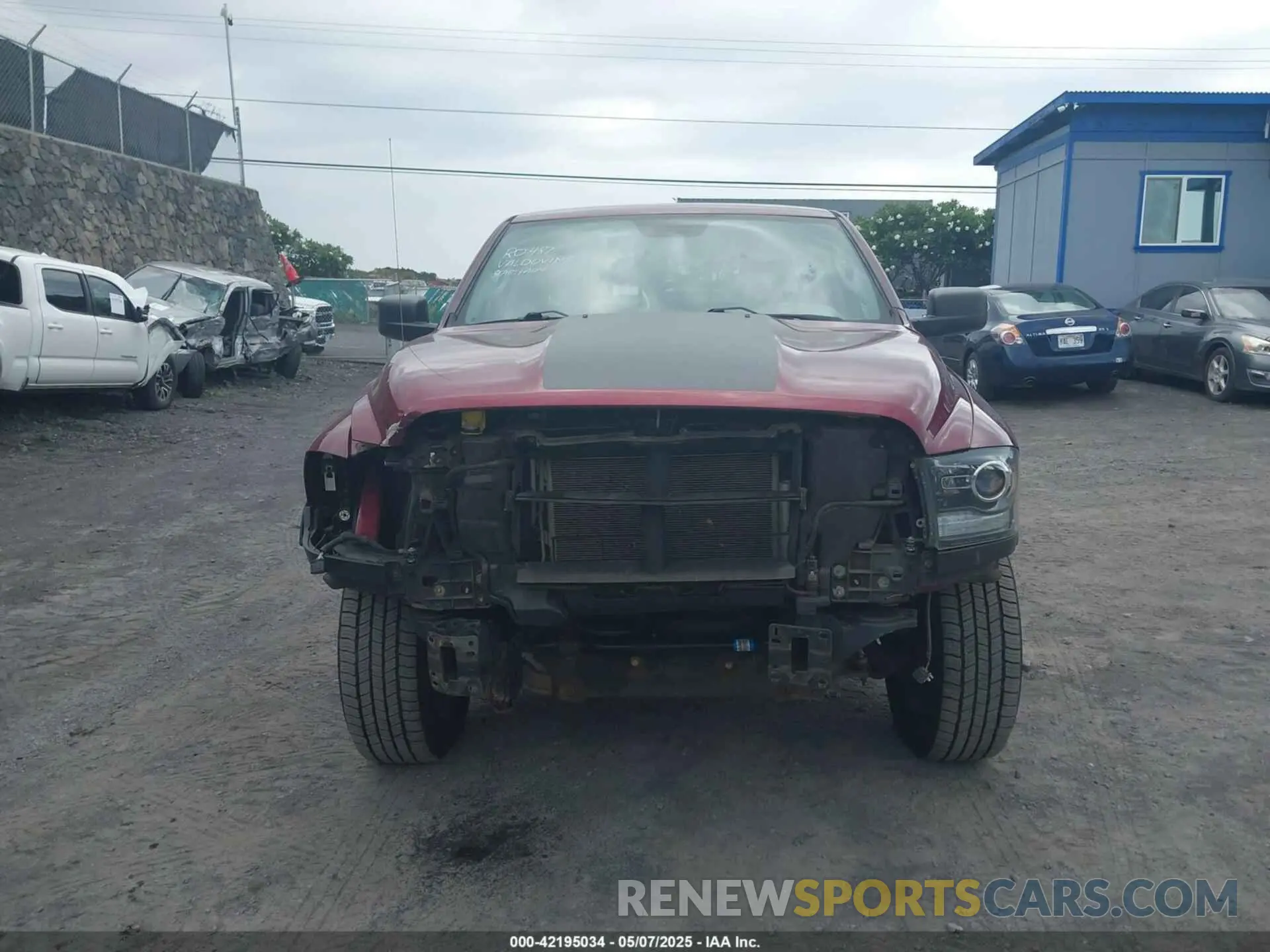 6 Photograph of a damaged car 1C6RR7GT1LS153041 RAM 1500 CLASSIC 2020