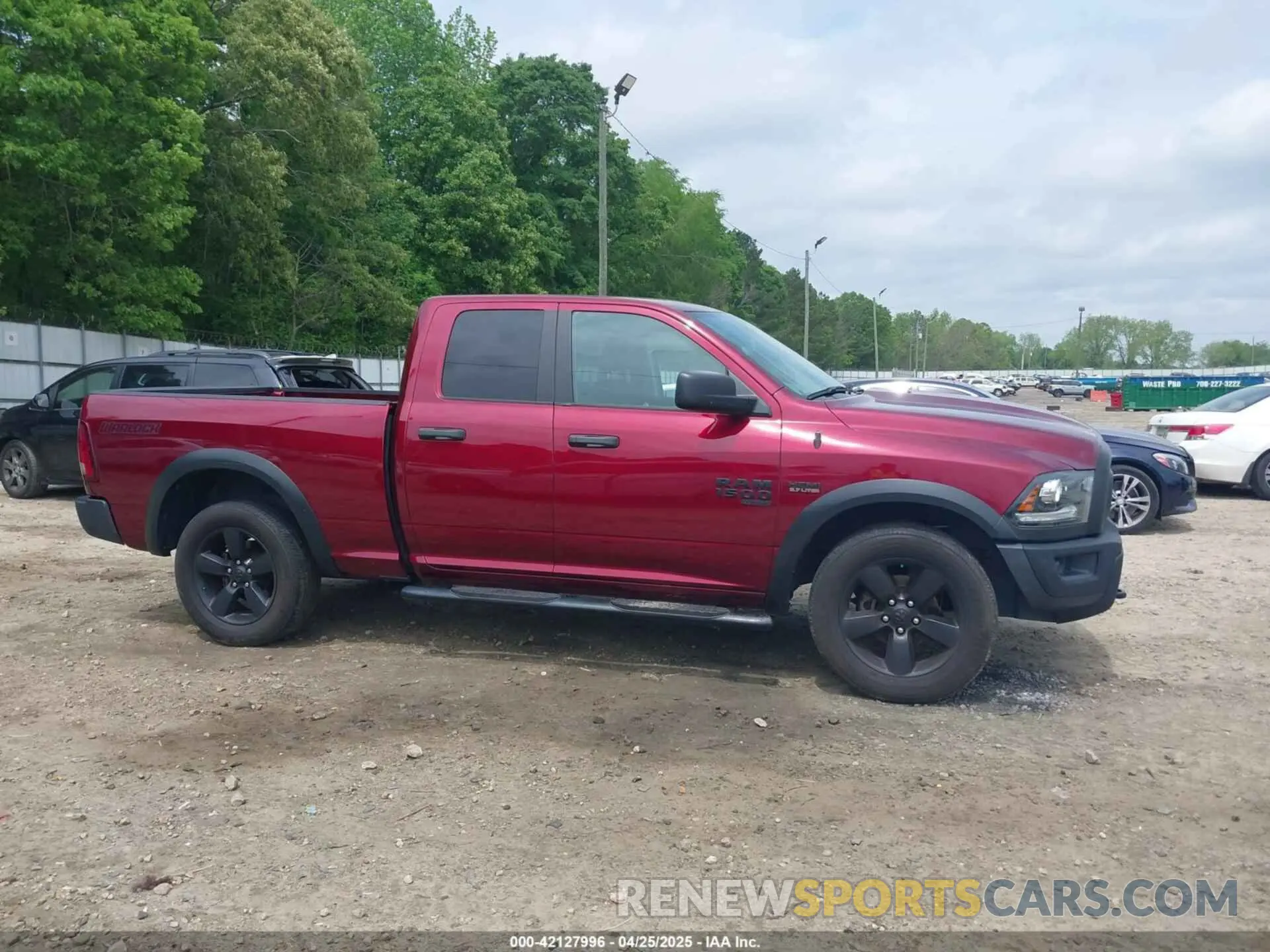 13 Photograph of a damaged car 1C6RR7GT5LS160431 RAM 1500 CLASSIC 2020