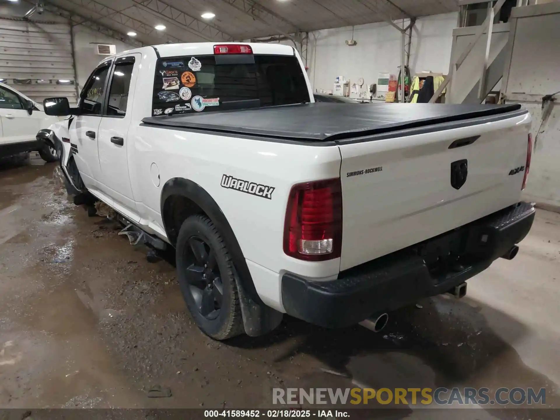 3 Photograph of a damaged car 1C6RR7GTXLS104954 RAM 1500 CLASSIC 2020