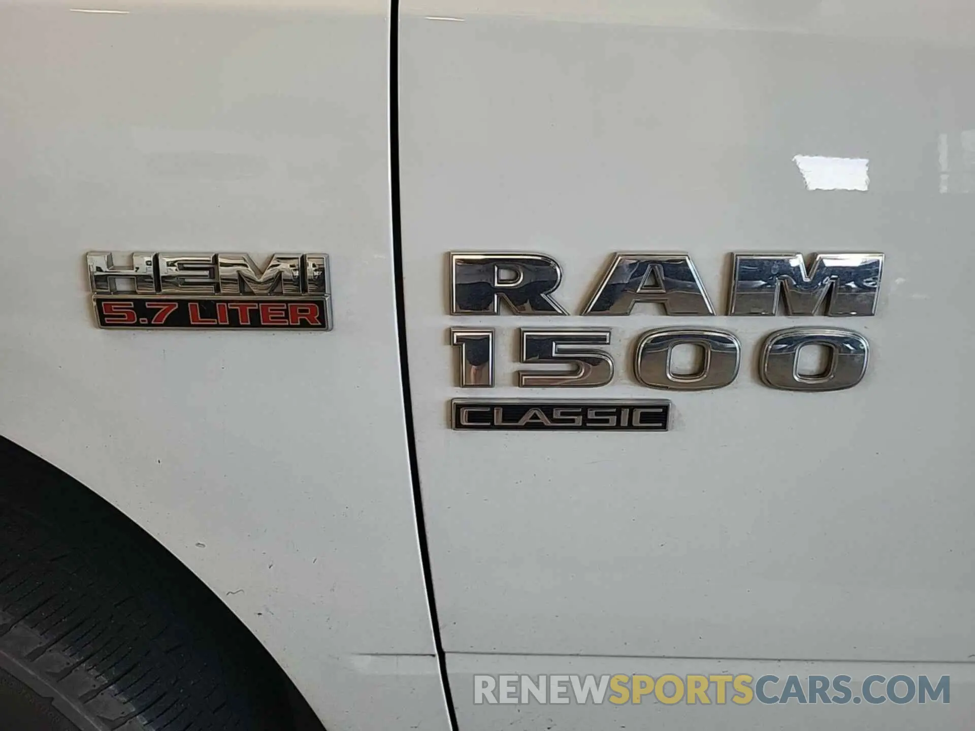 12 Photograph of a damaged car 1C6RR7KT2LS136868 RAM 1500 CLASSIC 2020